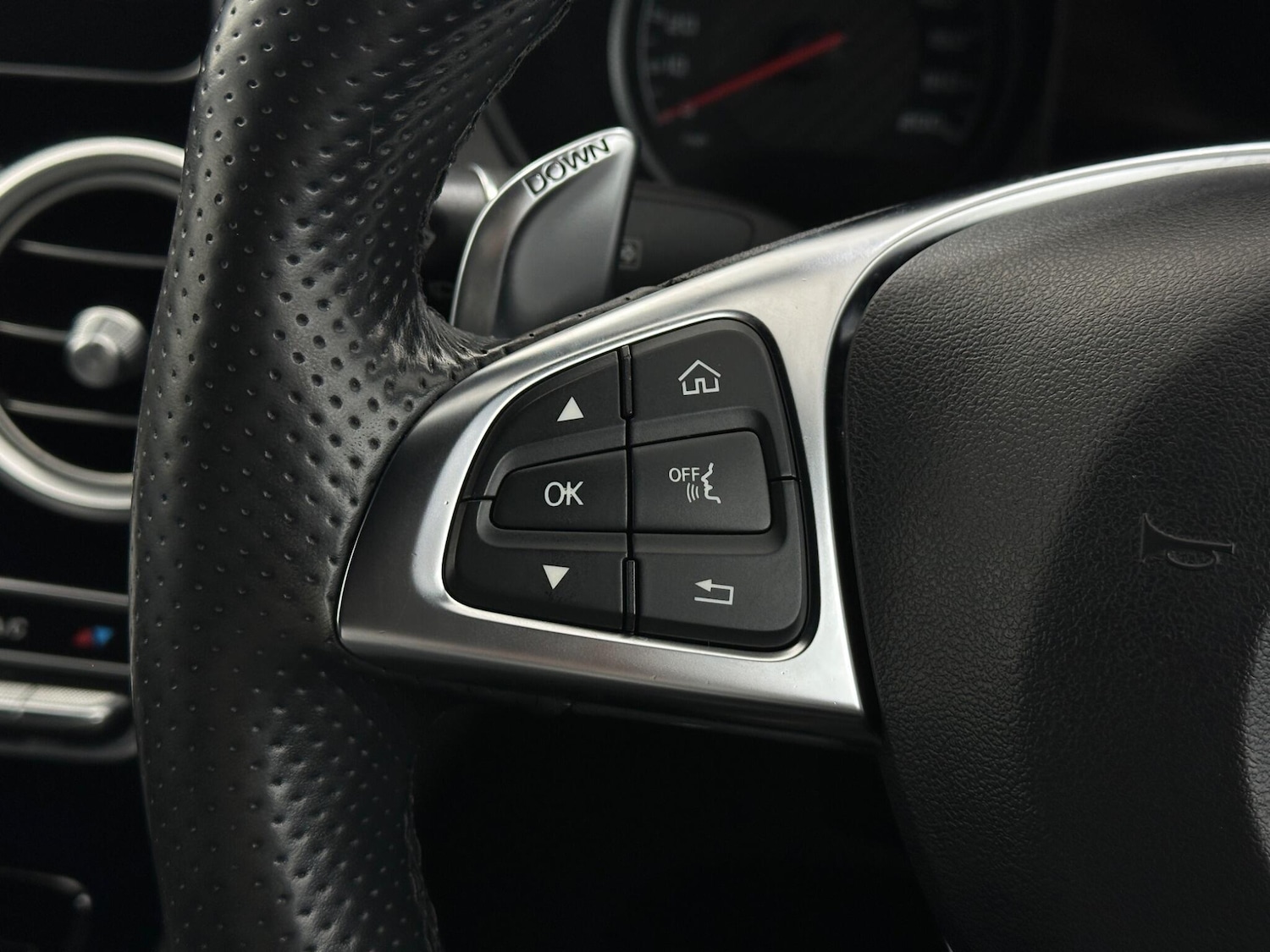 Used Mercedes-Benz C Class 2018 for sale - 78100291: Photo 15