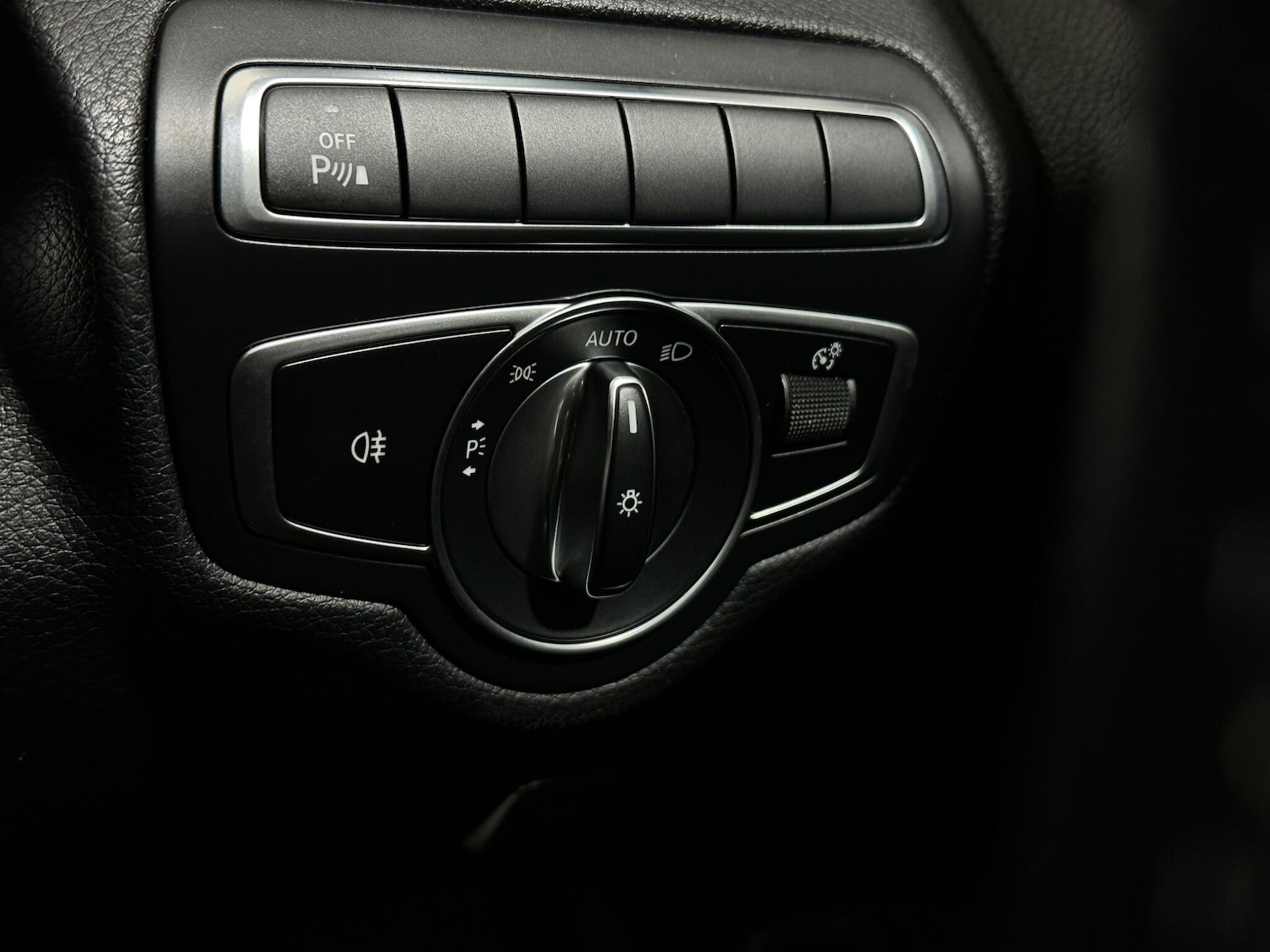 Used Mercedes-Benz C Class 2018 for sale - 78100291: Photo 18