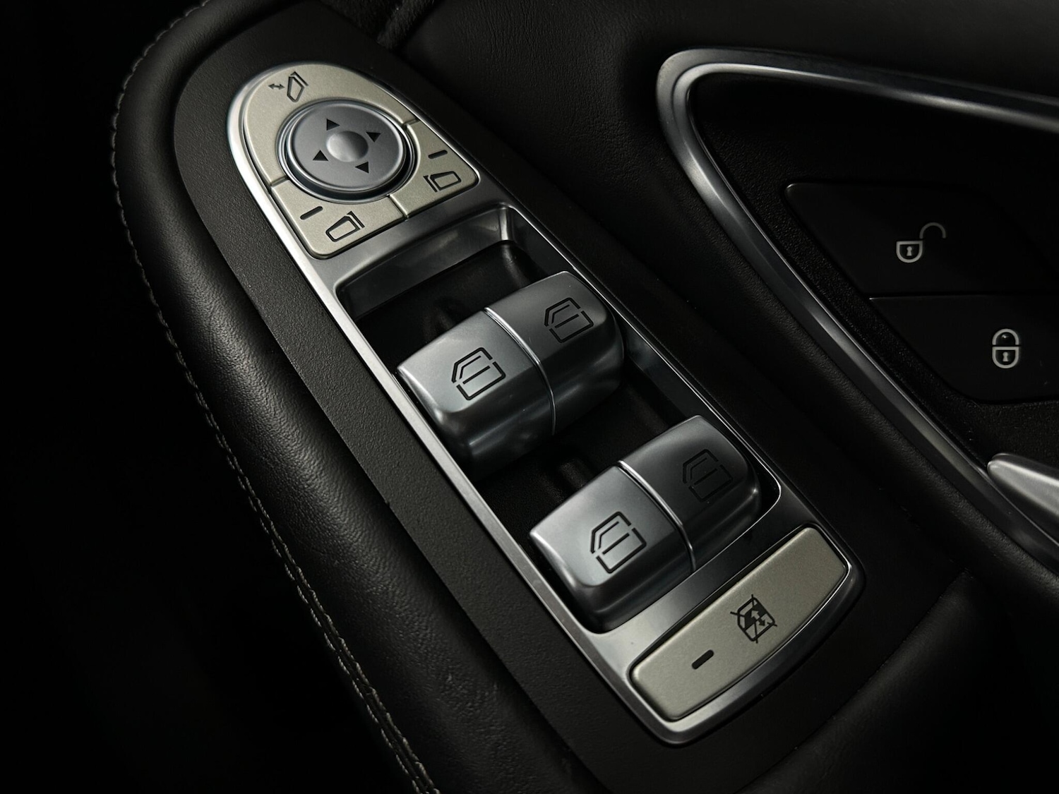 Used Mercedes-Benz C Class 2018 for sale - 78100291: Photo 19