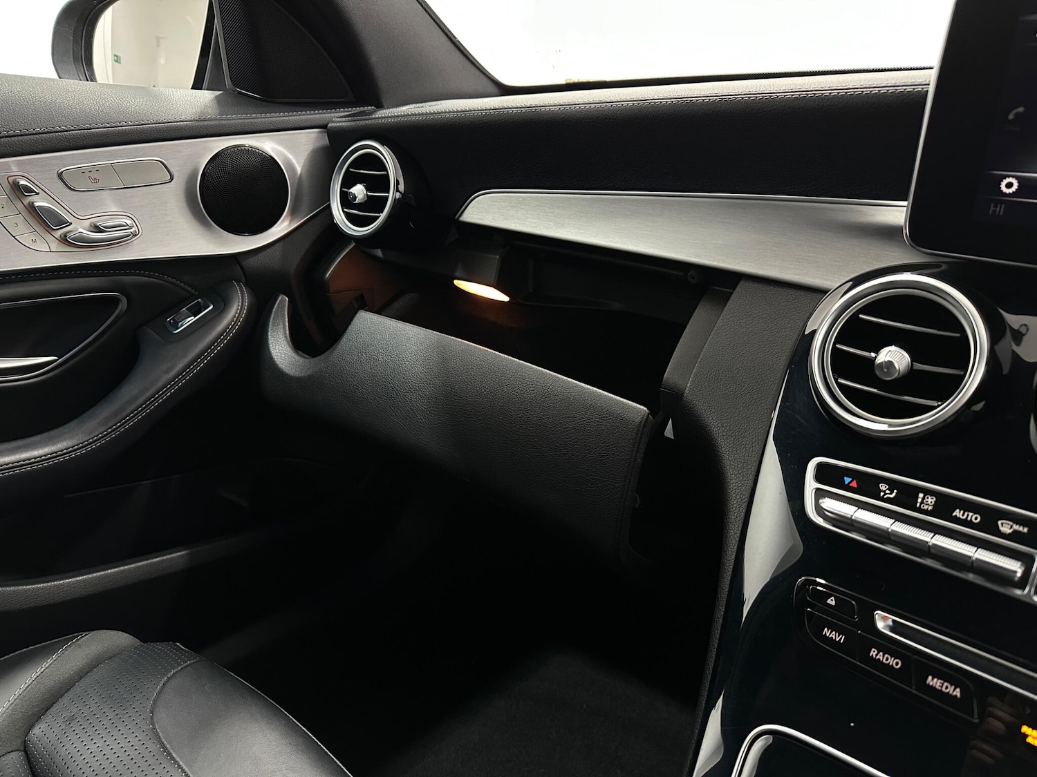 Used Mercedes-Benz C Class 2018 for sale - 78100291: Photo 29