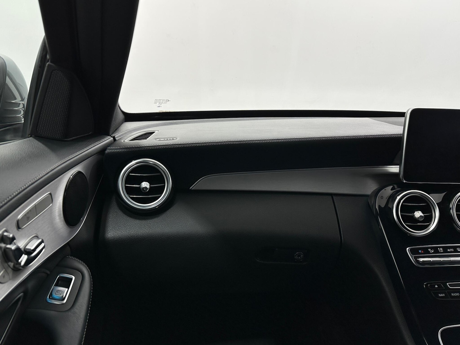 Used Mercedes-Benz C Class 2018 for sale - 78100291: Photo 30