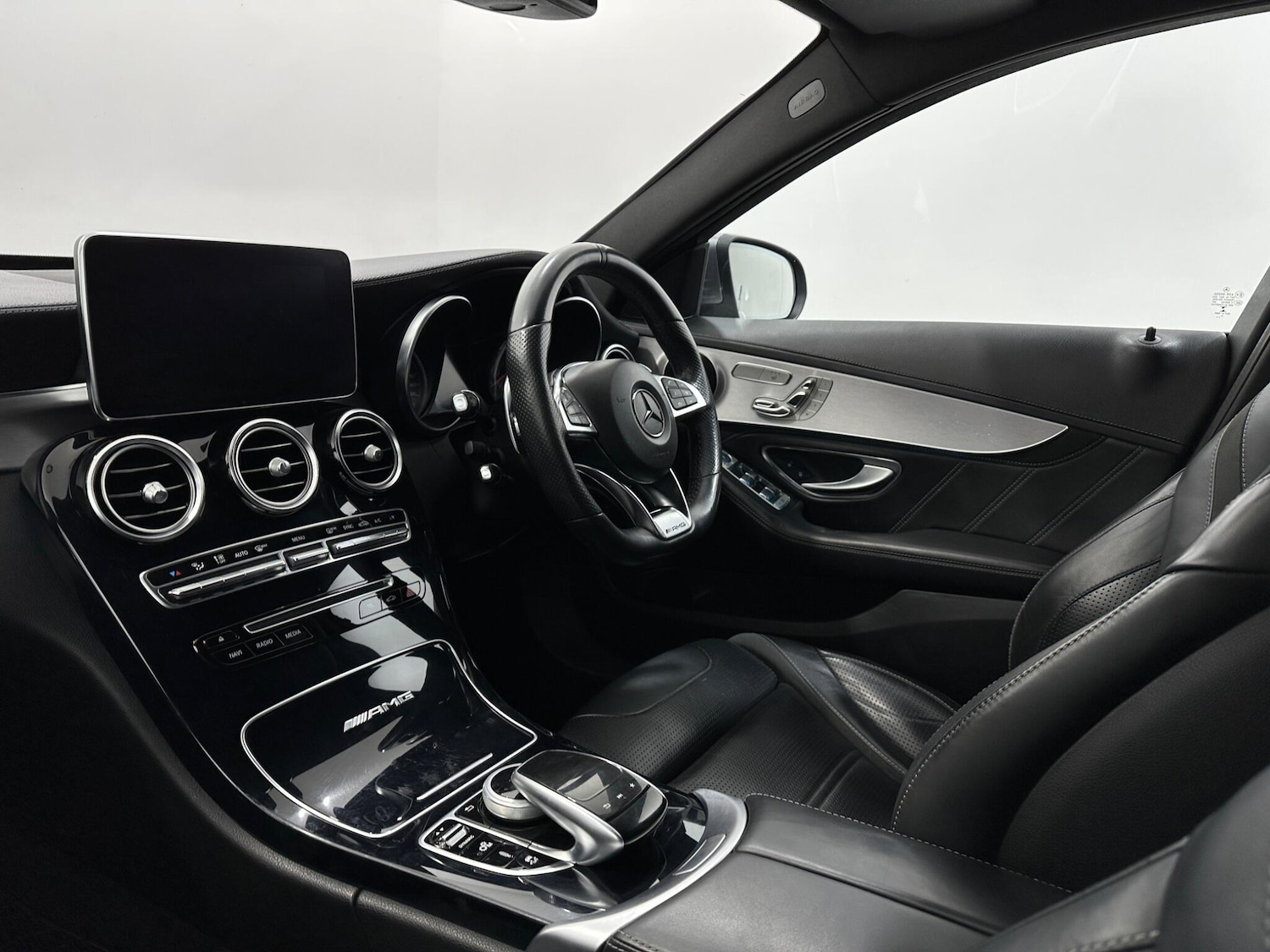 Used Mercedes-Benz C Class 2018 for sale - 78100291: Photo 32