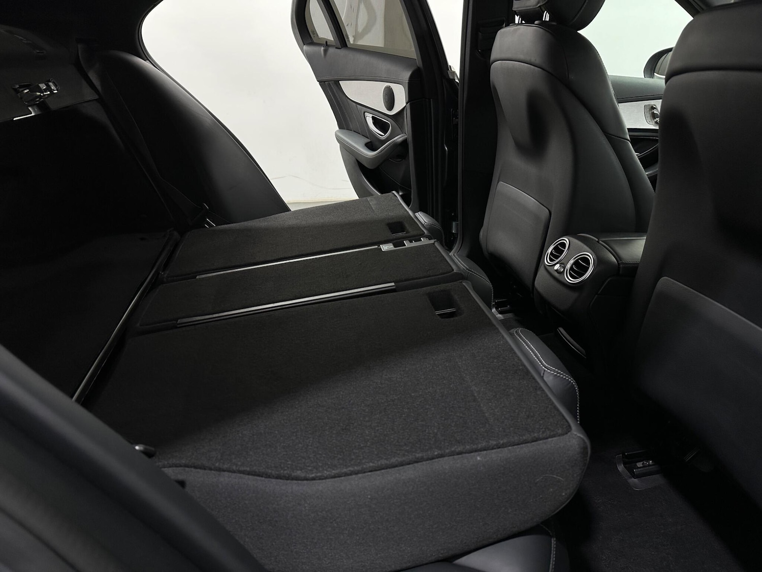 Used Mercedes-Benz C Class 2018 for sale - 78100291: Photo 47