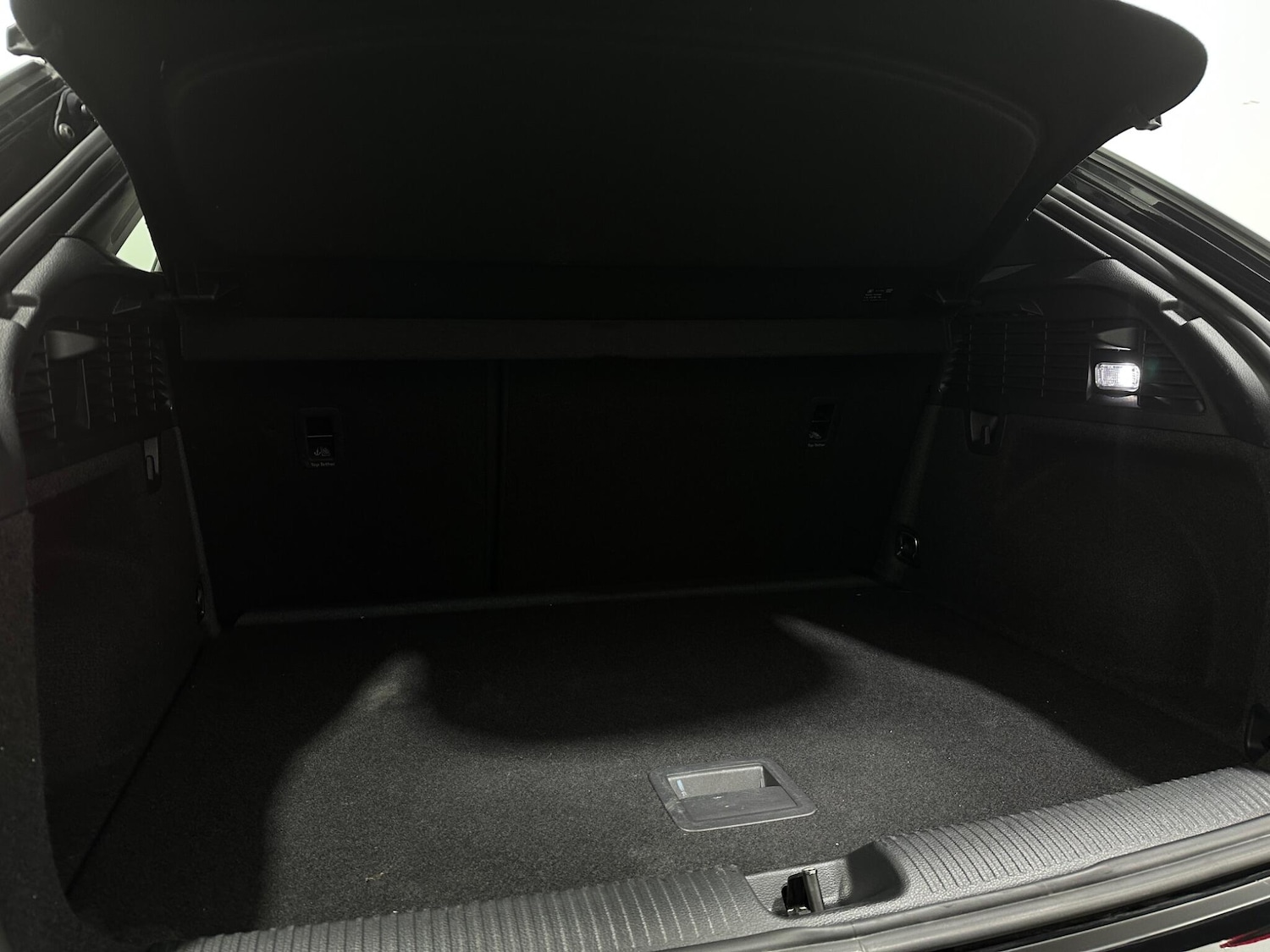 Used Audi Q2 2019 for sale - 76878917: Photo 47