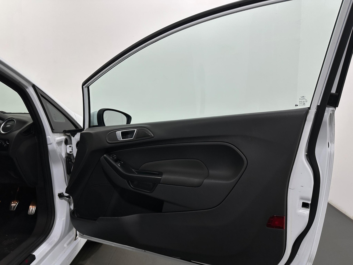 Used Ford Fiesta for sale - 77957404: Photo 34