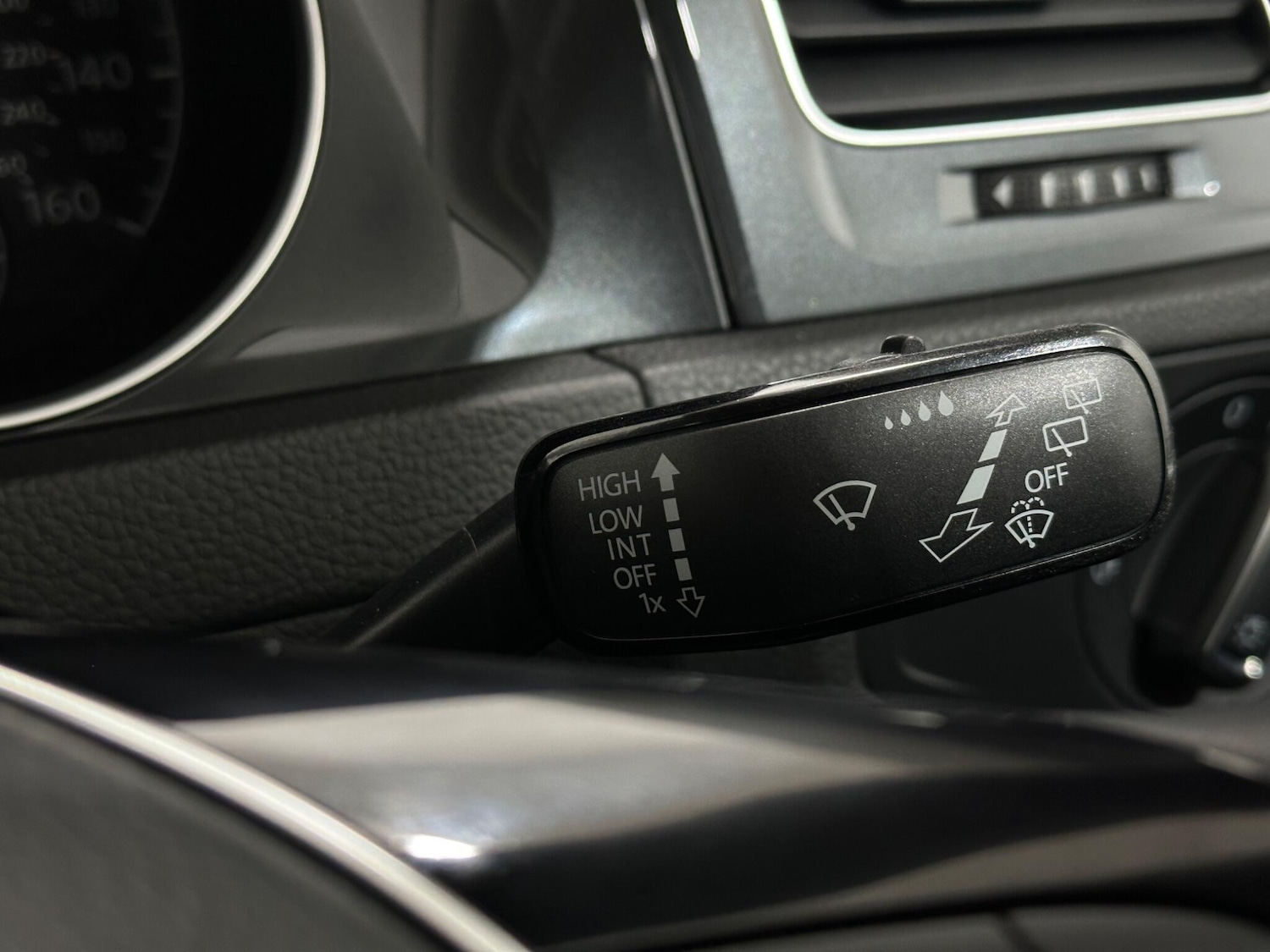 Used Volkswagen Golf 2019 for sale - 77230363: Photo 15