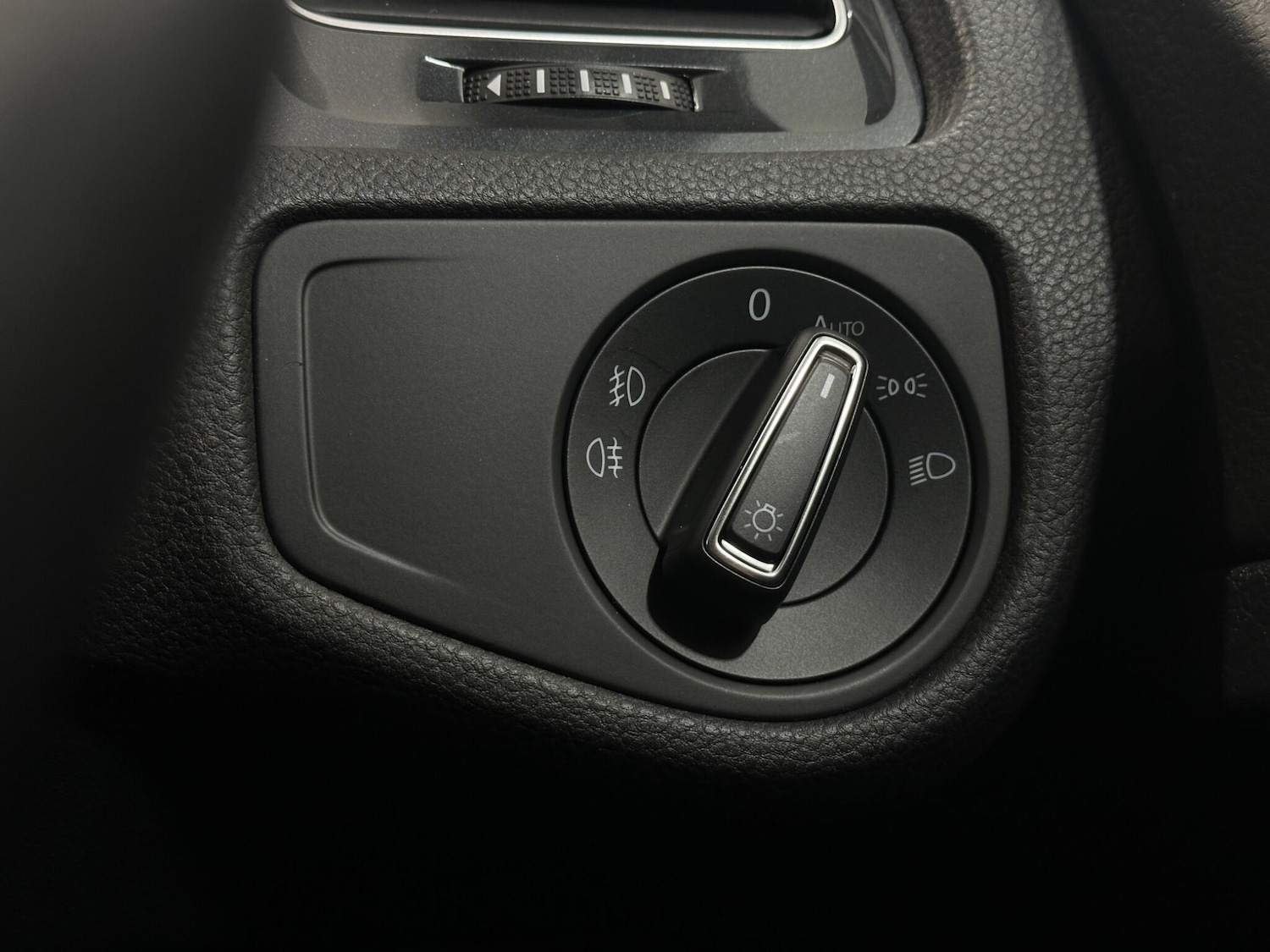 Used Volkswagen Golf 2019 for sale - 77230363: Photo 16