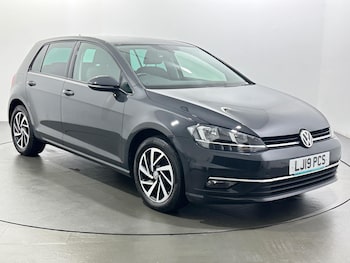 Used Volkswagen Golf 2019 for sale - 77230363: Photo