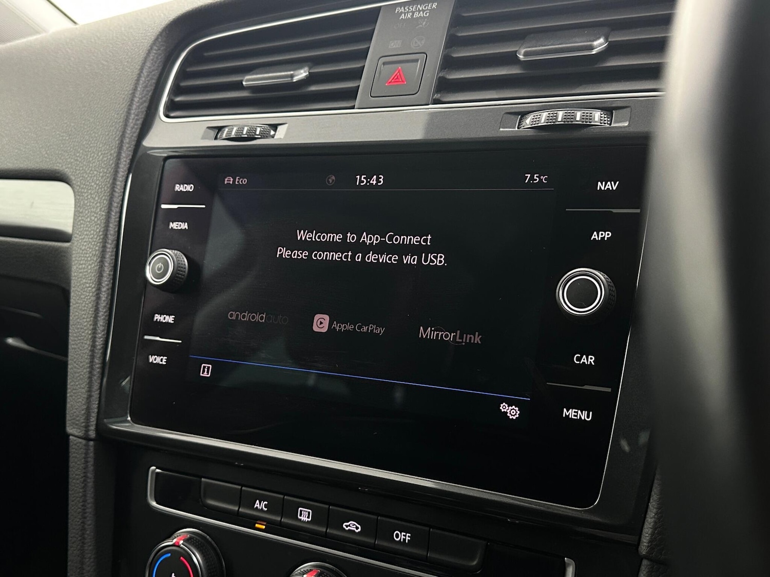 Used Volkswagen Golf 2019 for sale - 77230363: Photo 24