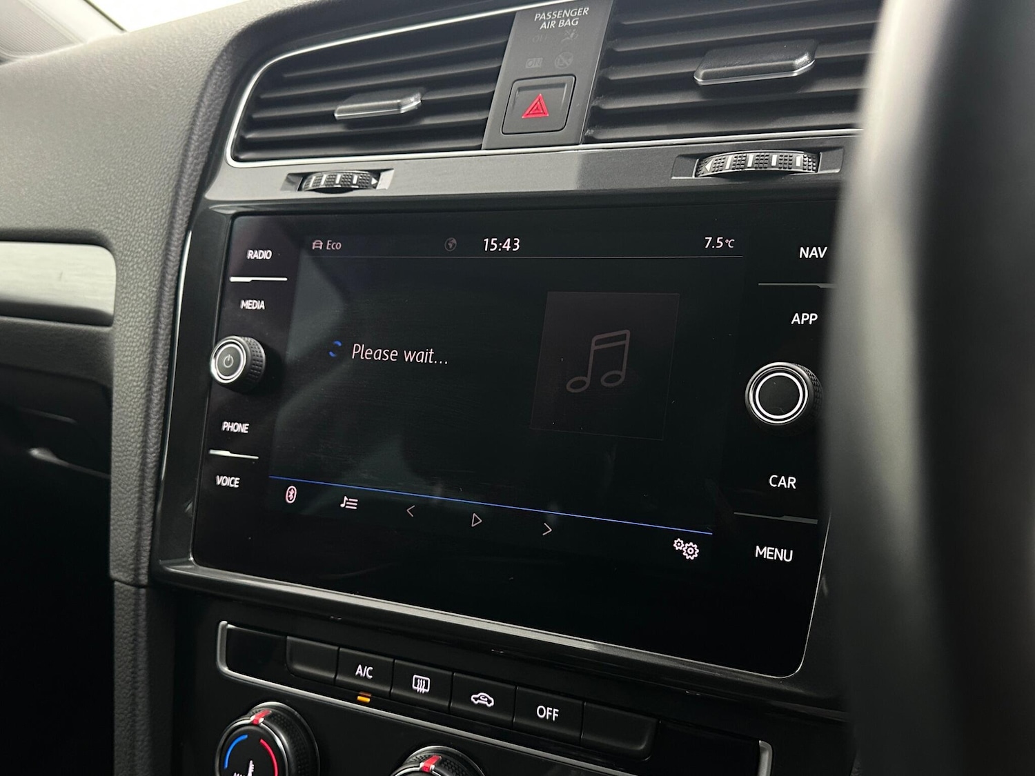 Used Volkswagen Golf 2019 for sale - 77230363: Photo 25