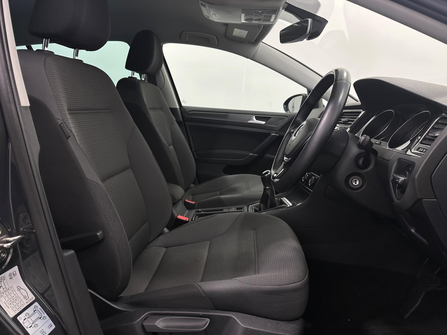 Used Volkswagen Golf 2019 for sale - 77230363: Photo 31