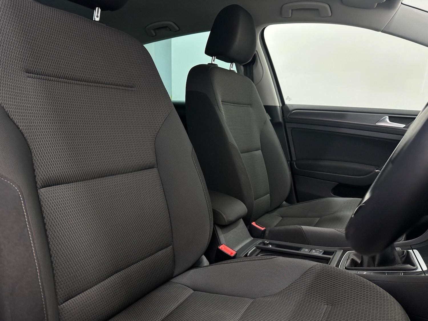 Used Volkswagen Golf 2019 for sale - 77230363: Photo 32