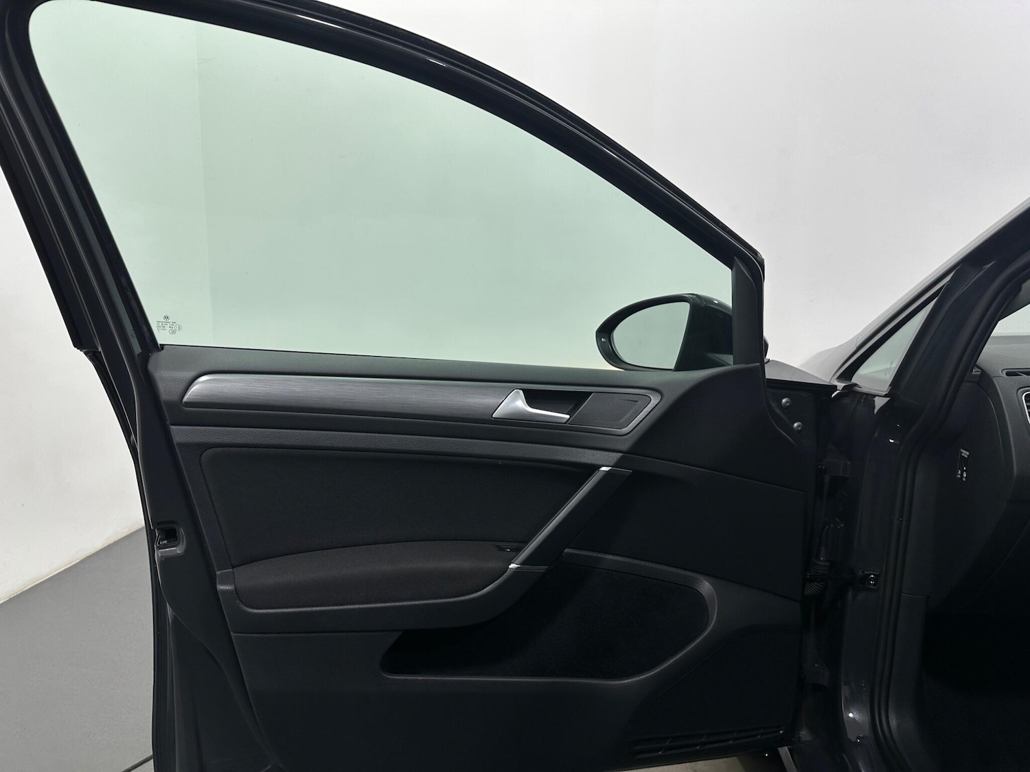 Used Volkswagen Golf 2019 for sale - 77230363: Photo 38