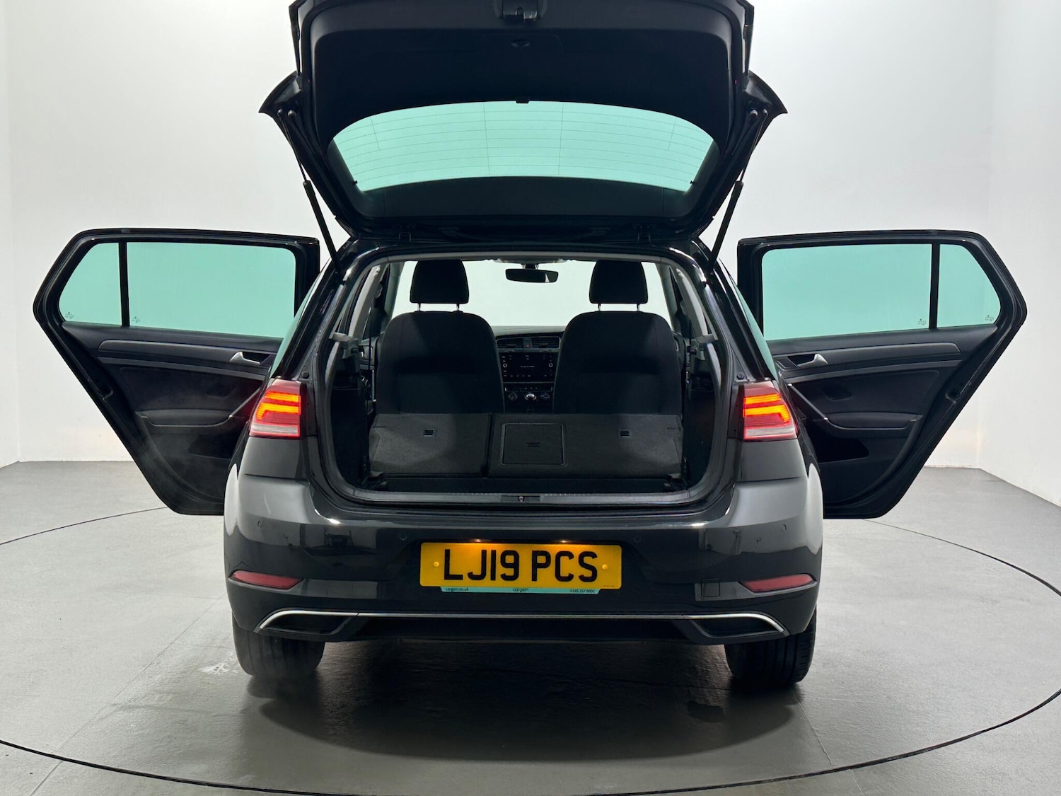 Used Volkswagen Golf 2019 for sale - 77230363: Photo 45