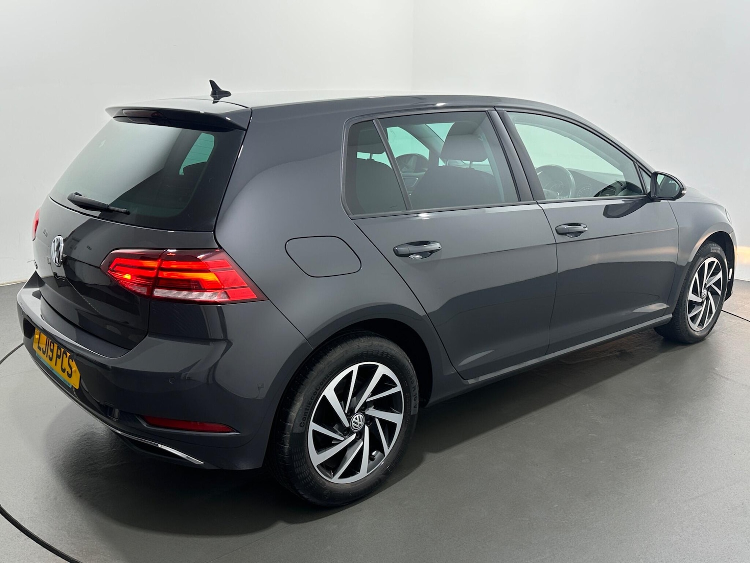 Used Volkswagen Golf 2019 for sale - 77230363: Photo 52