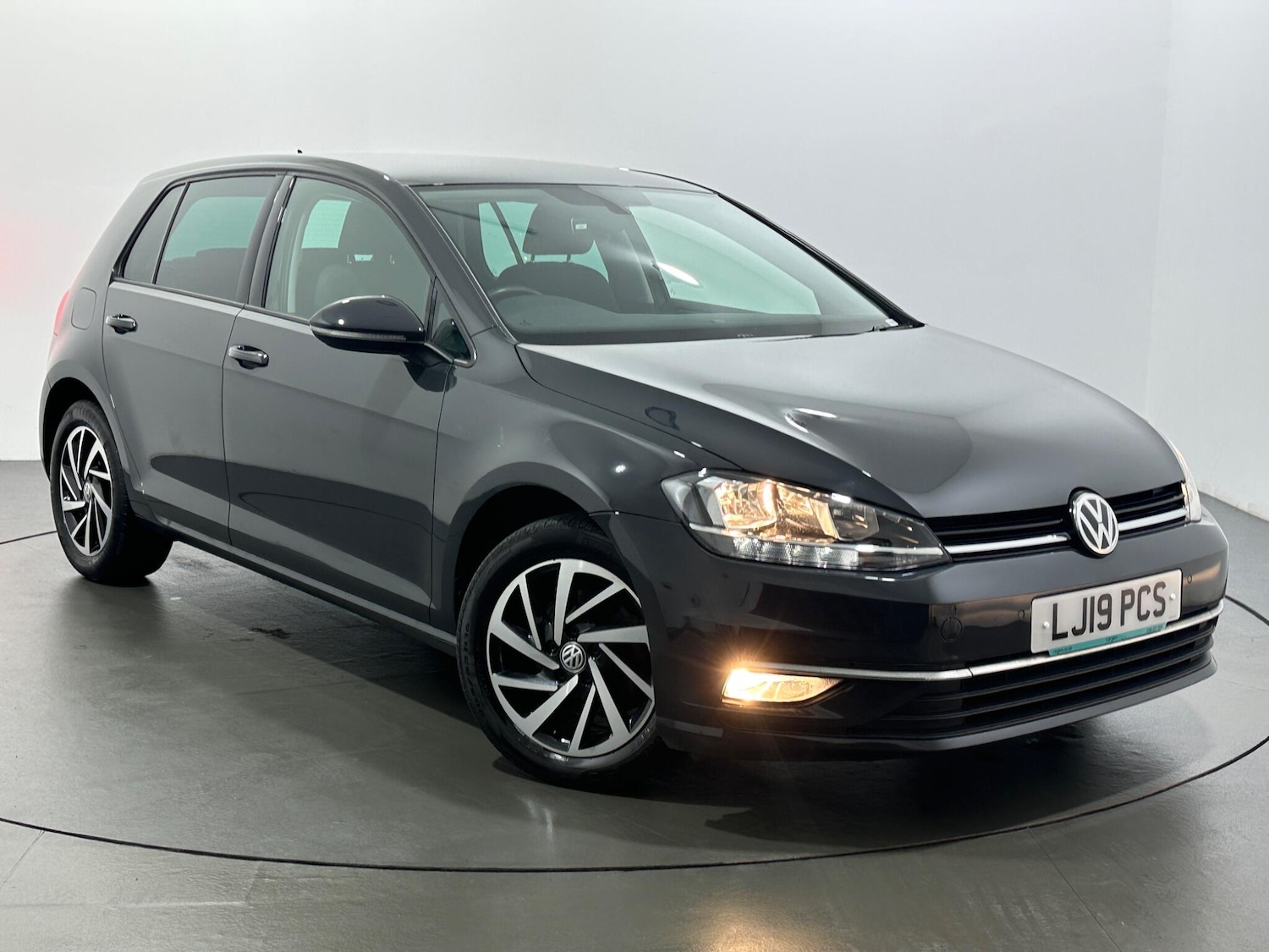 Used Volkswagen Golf 2019 for sale - 77230363: Photo 55