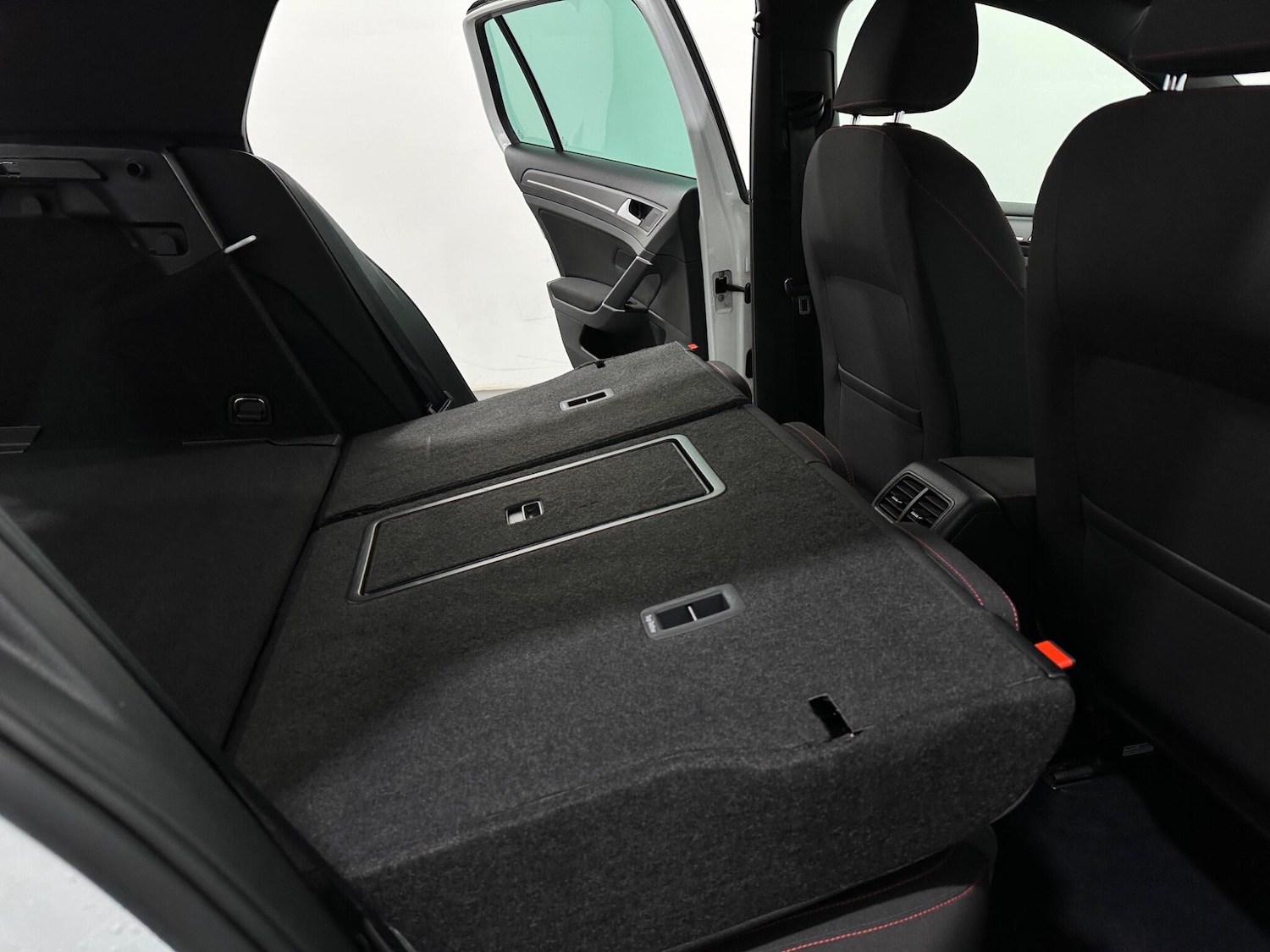 Used Volkswagen Golf for sale - 77672025: Photo 46