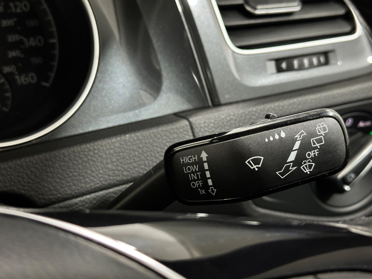 Used Volkswagen Golf for sale - 77898560: Photo 16