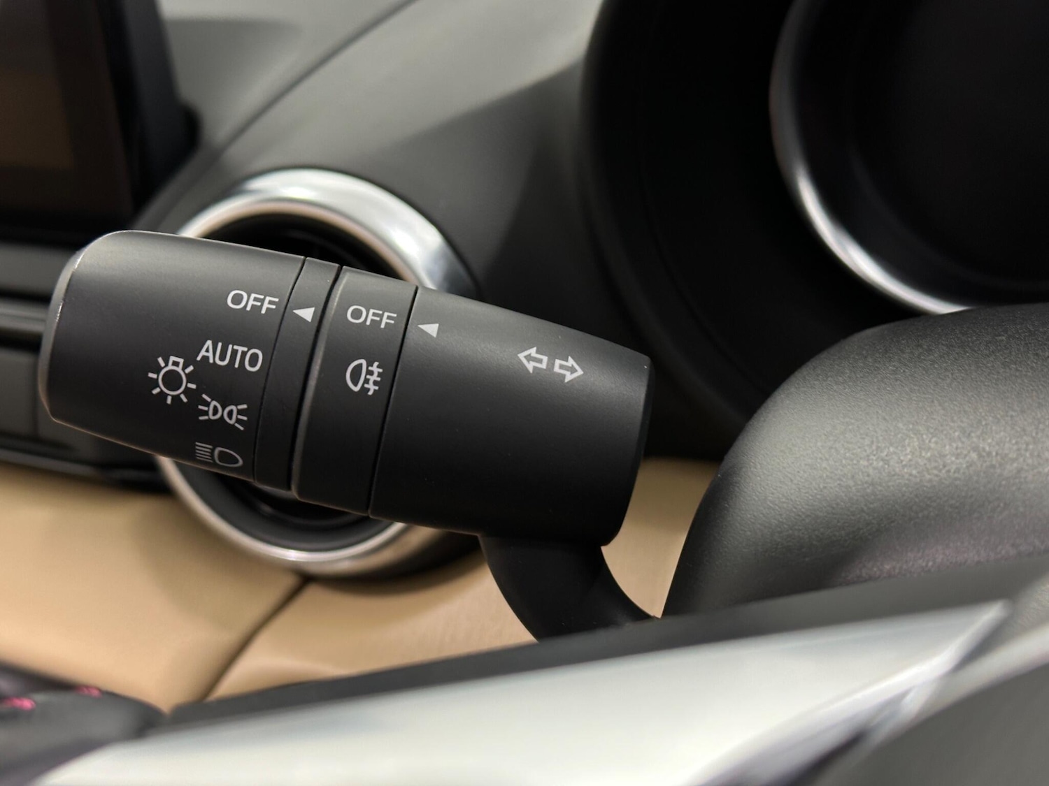 Used Mazda MX-5 2019 for sale - 76913719: Photo 12