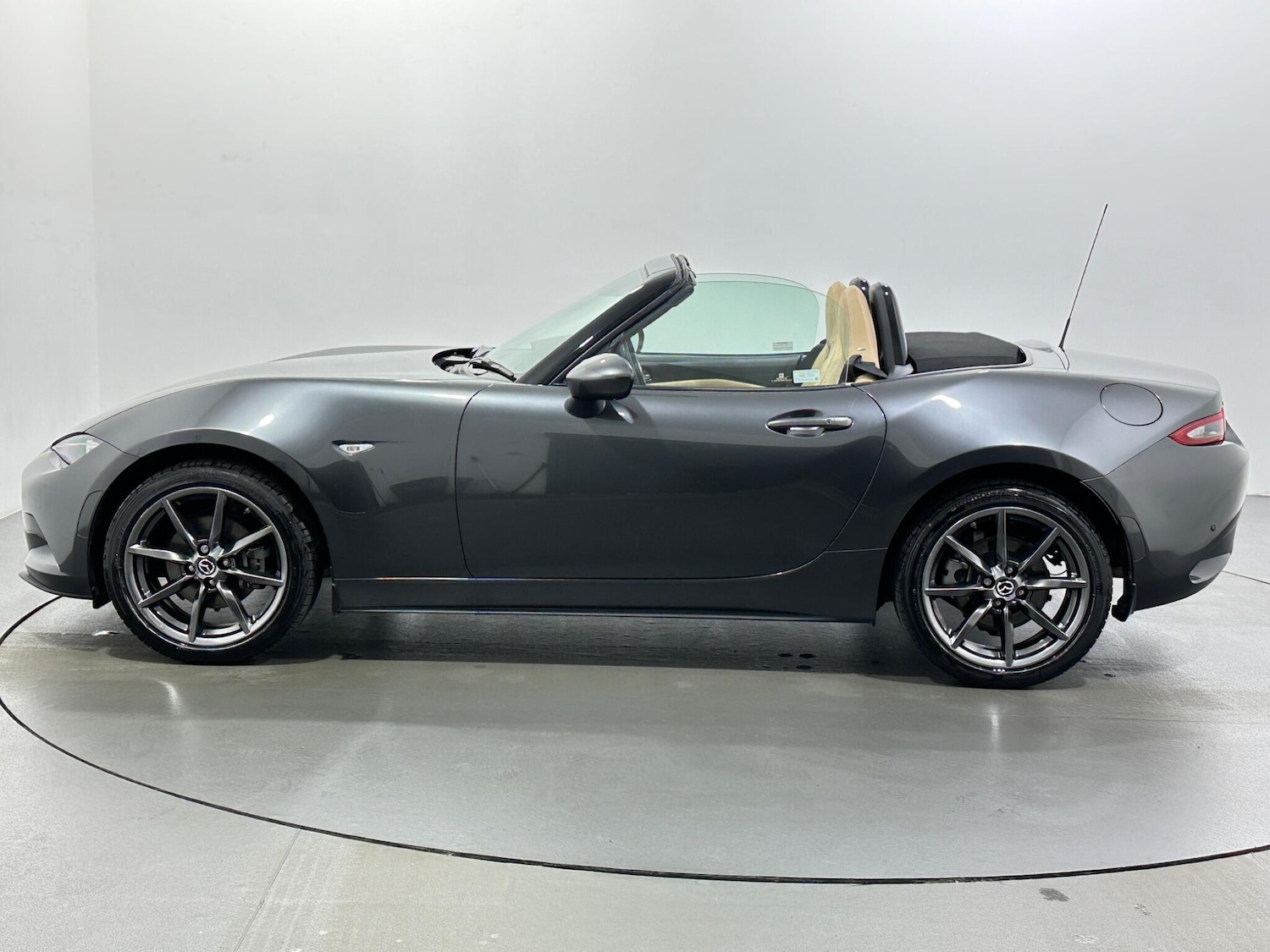 Used Mazda MX-5 2019 for sale - 76913719: Photo 5