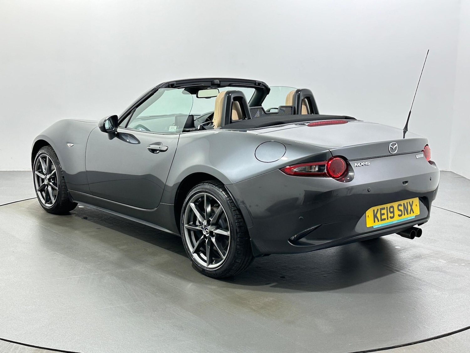Used Mazda MX-5 2019 for sale - 76913719: Photo 6