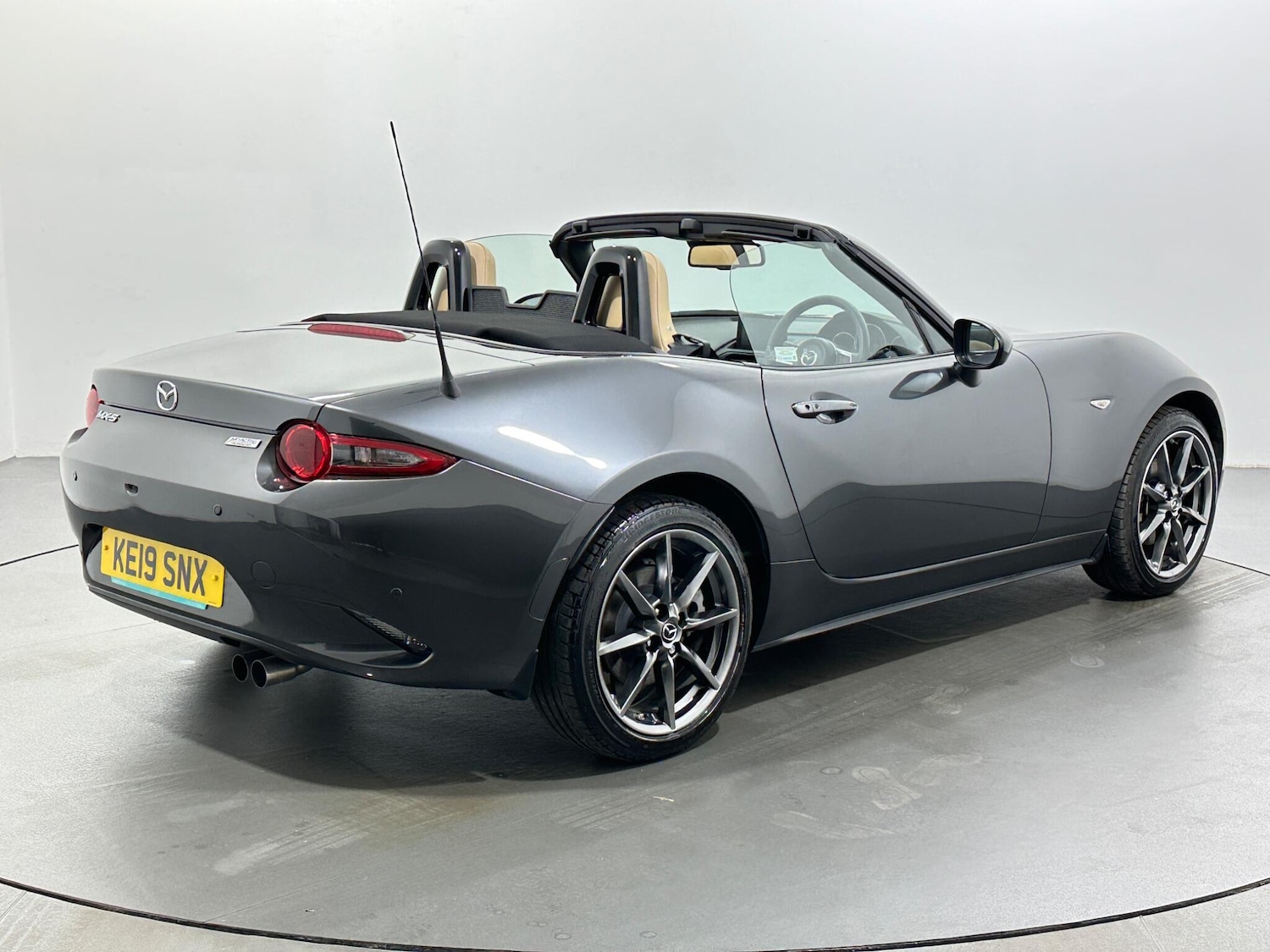 Used Mazda MX-5 2019 for sale - 76913719: Photo 8