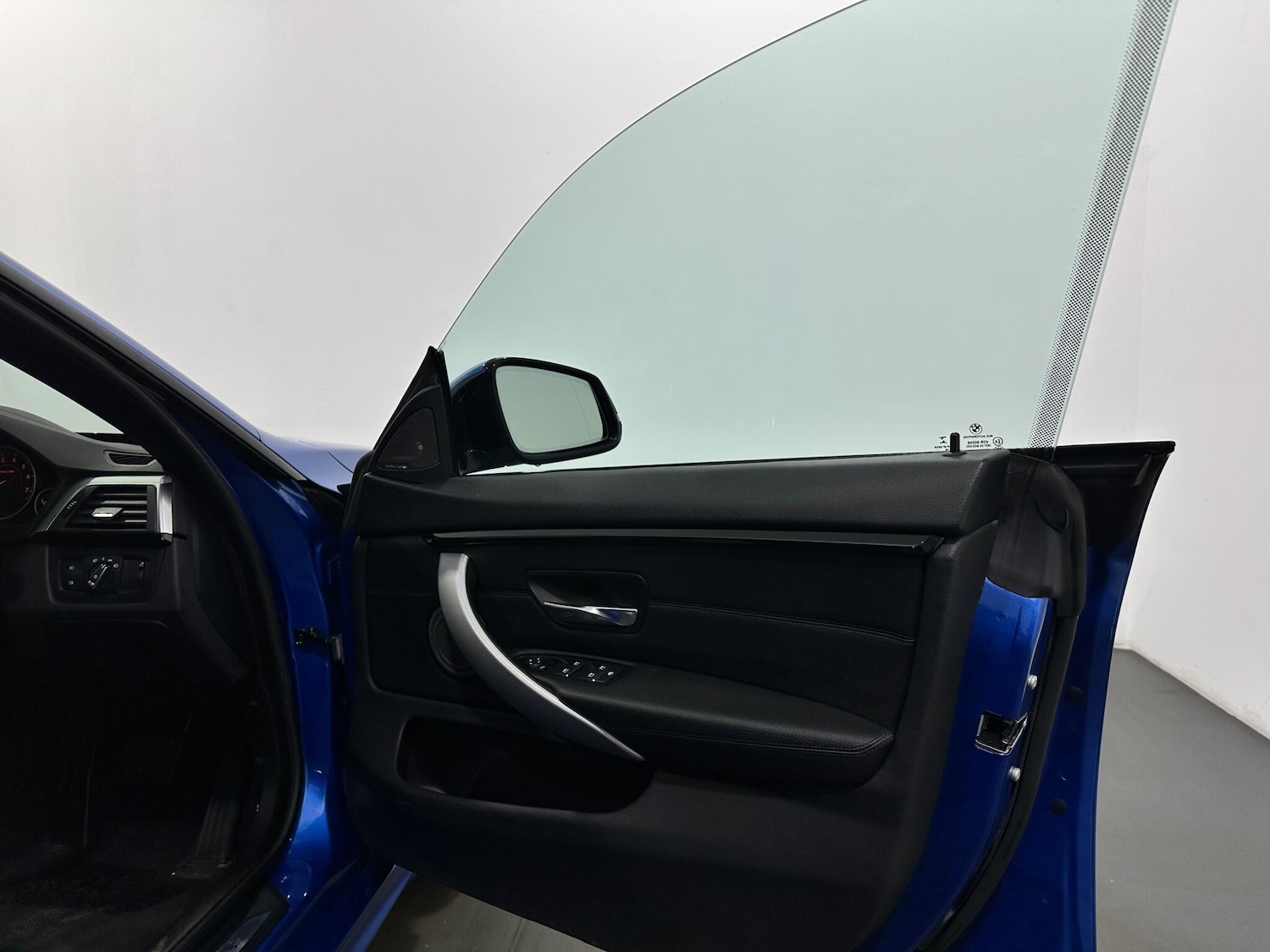 Used BMW 4 Series 2019 for sale - 77883364: Photo 32