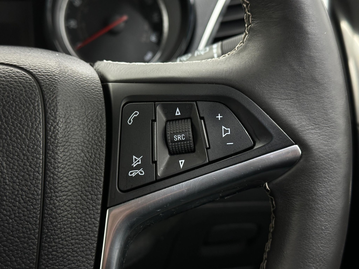 Used Vauxhall Mokka 2014 for sale - 76965047: Photo 15