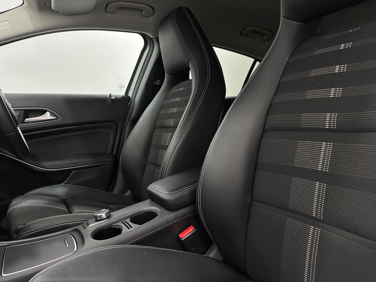 Used Mercedes-Benz GLA 2020 for sale - 77039921: Photo 34