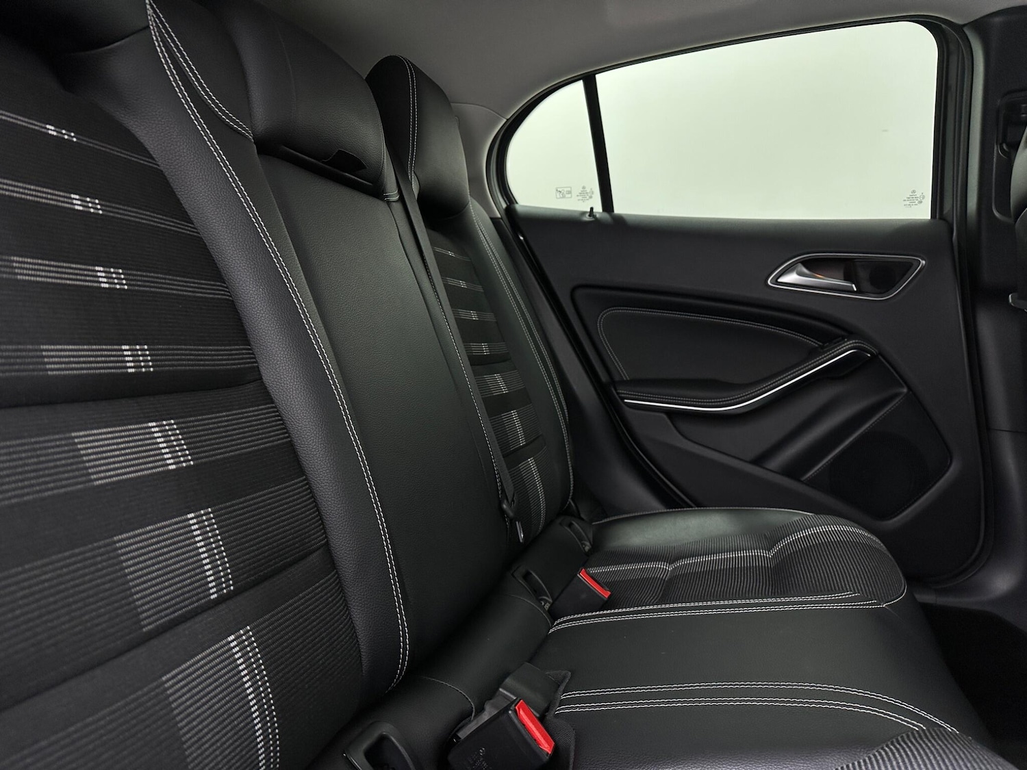 Used Mercedes-Benz GLA 2020 for sale - 77039921: Photo 41