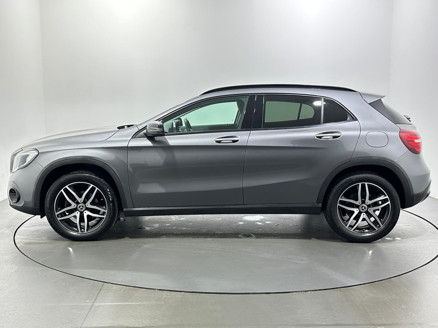 Used Mercedes-Benz GLA 2020 for sale - 77039921: Photo 5