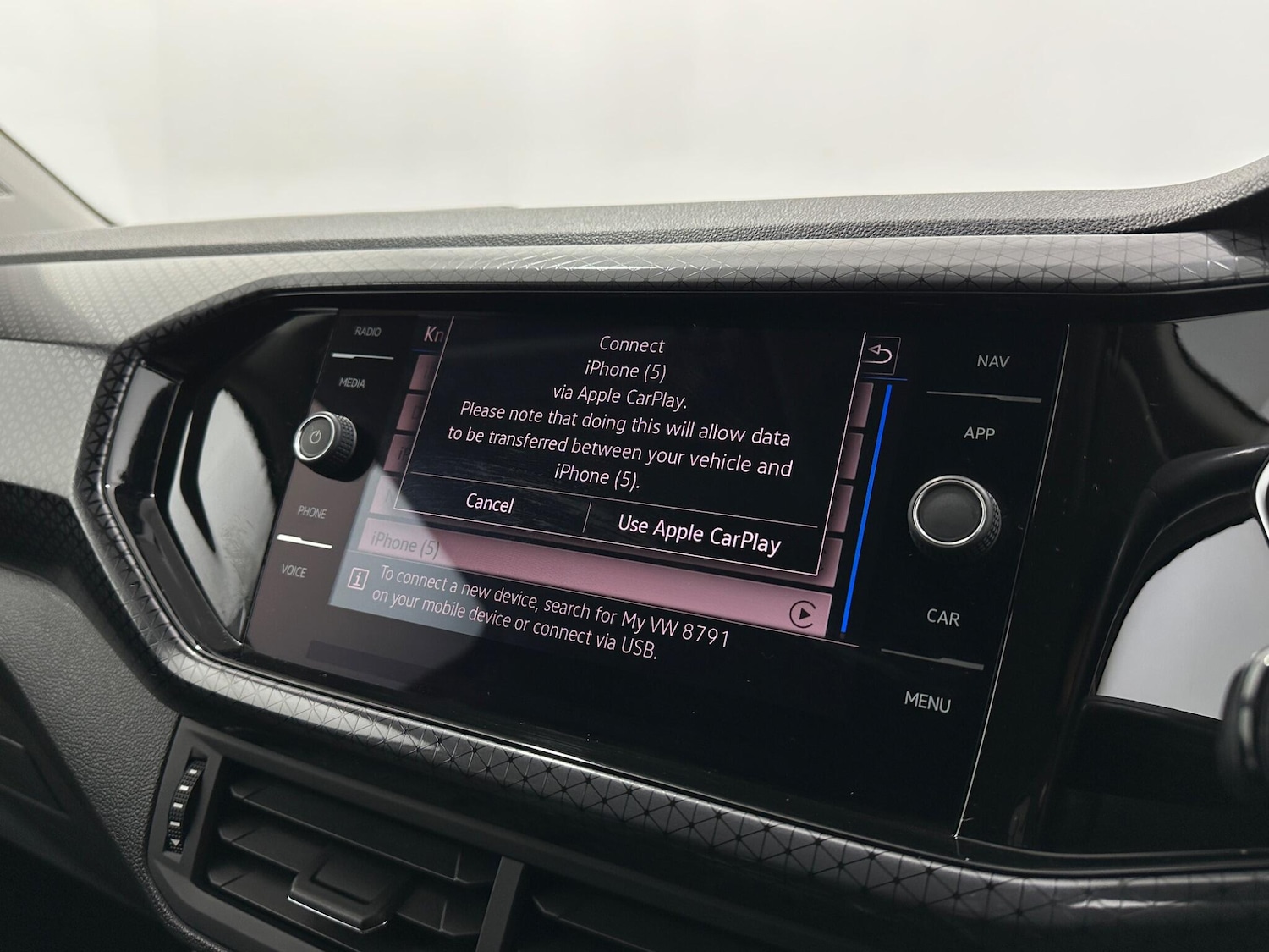 Used Volkswagen T-Cross 2020 for sale - 76878923: Photo 22