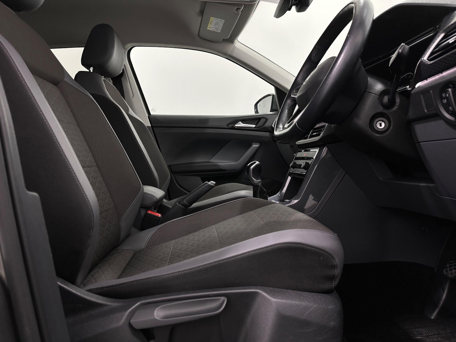 Used Volkswagen T-Cross 2020 for sale - 76878923: Photo 29