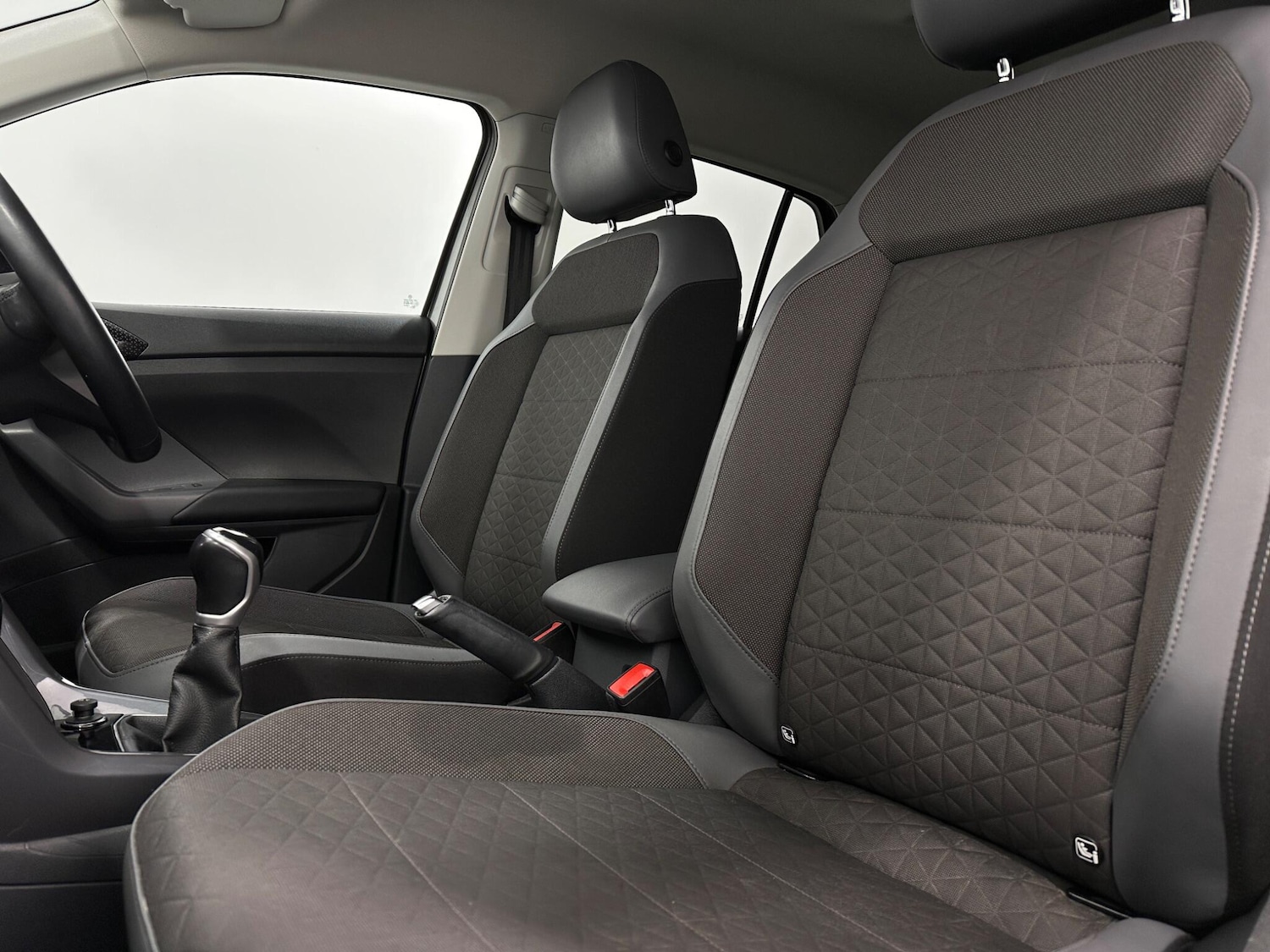 Used Volkswagen T-Cross 2020 for sale - 76878923: Photo 33