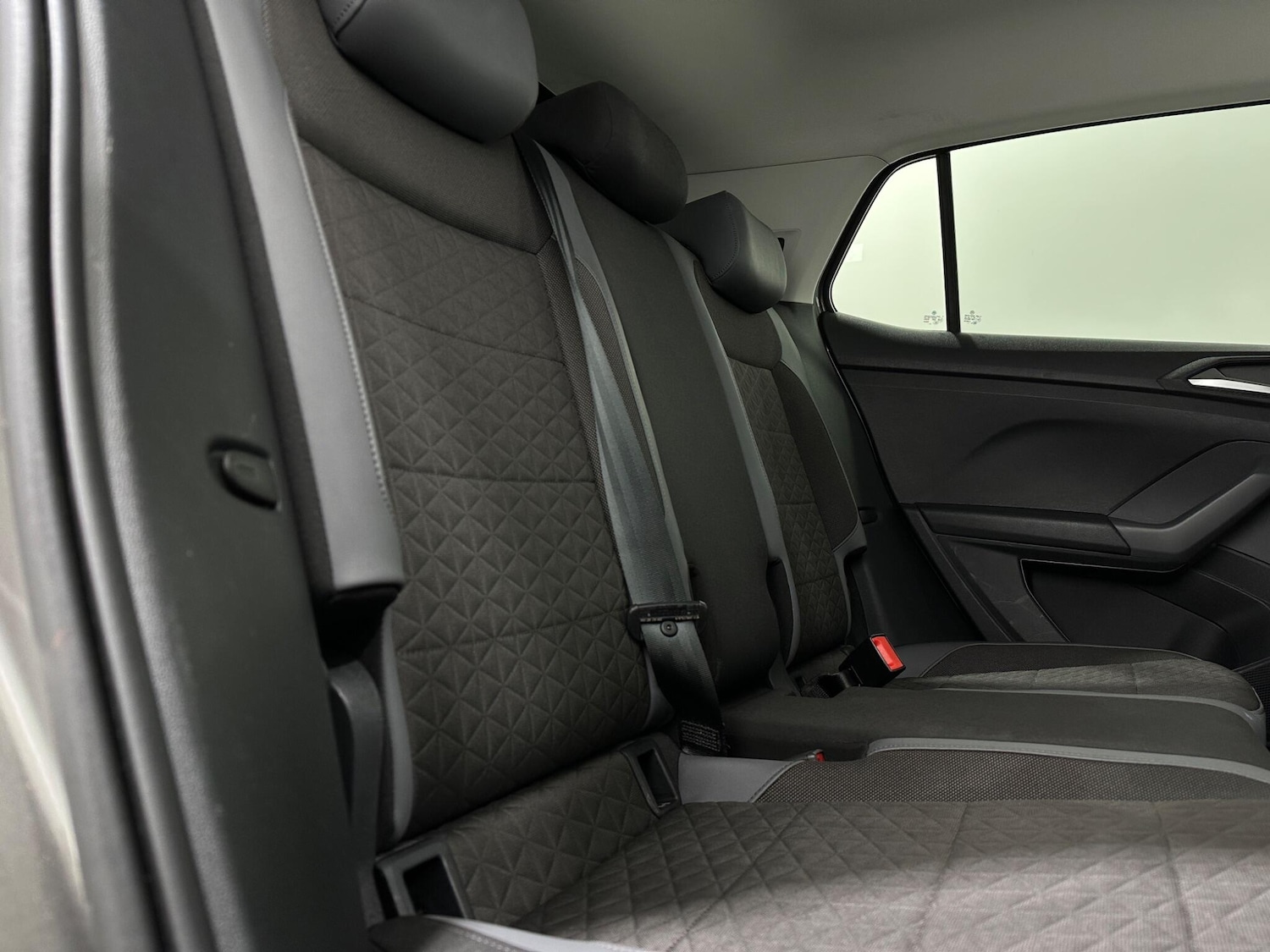 Used Volkswagen T-Cross 2020 for sale - 76878923: Photo 39