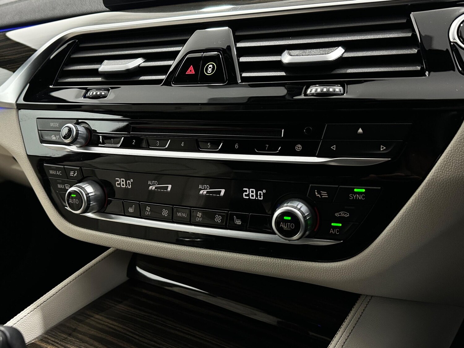 Used BMW 5 Series 2018 for sale - 77898294: Photo 22