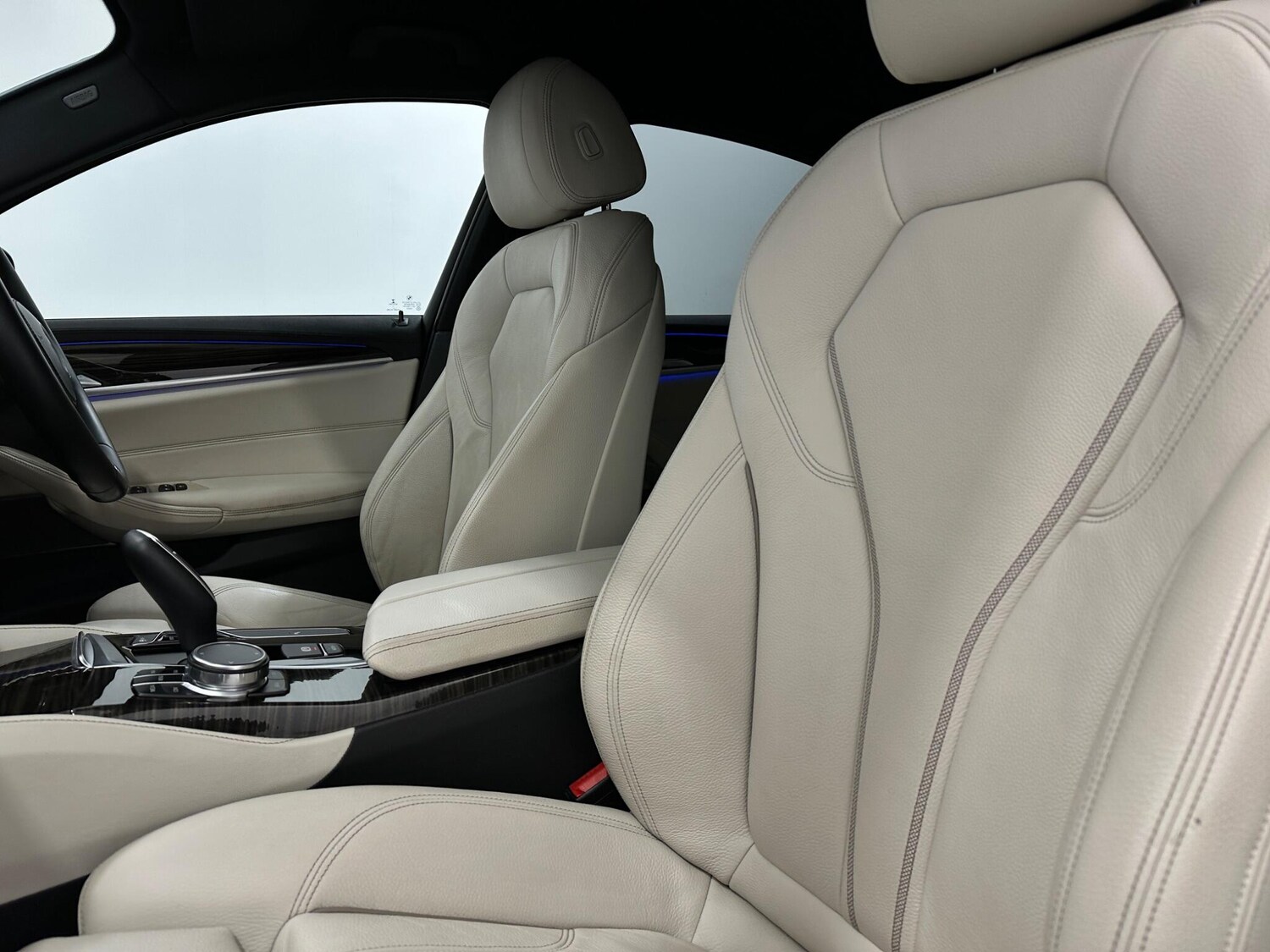 Used BMW 5 Series 2018 for sale - 77898294: Photo 36