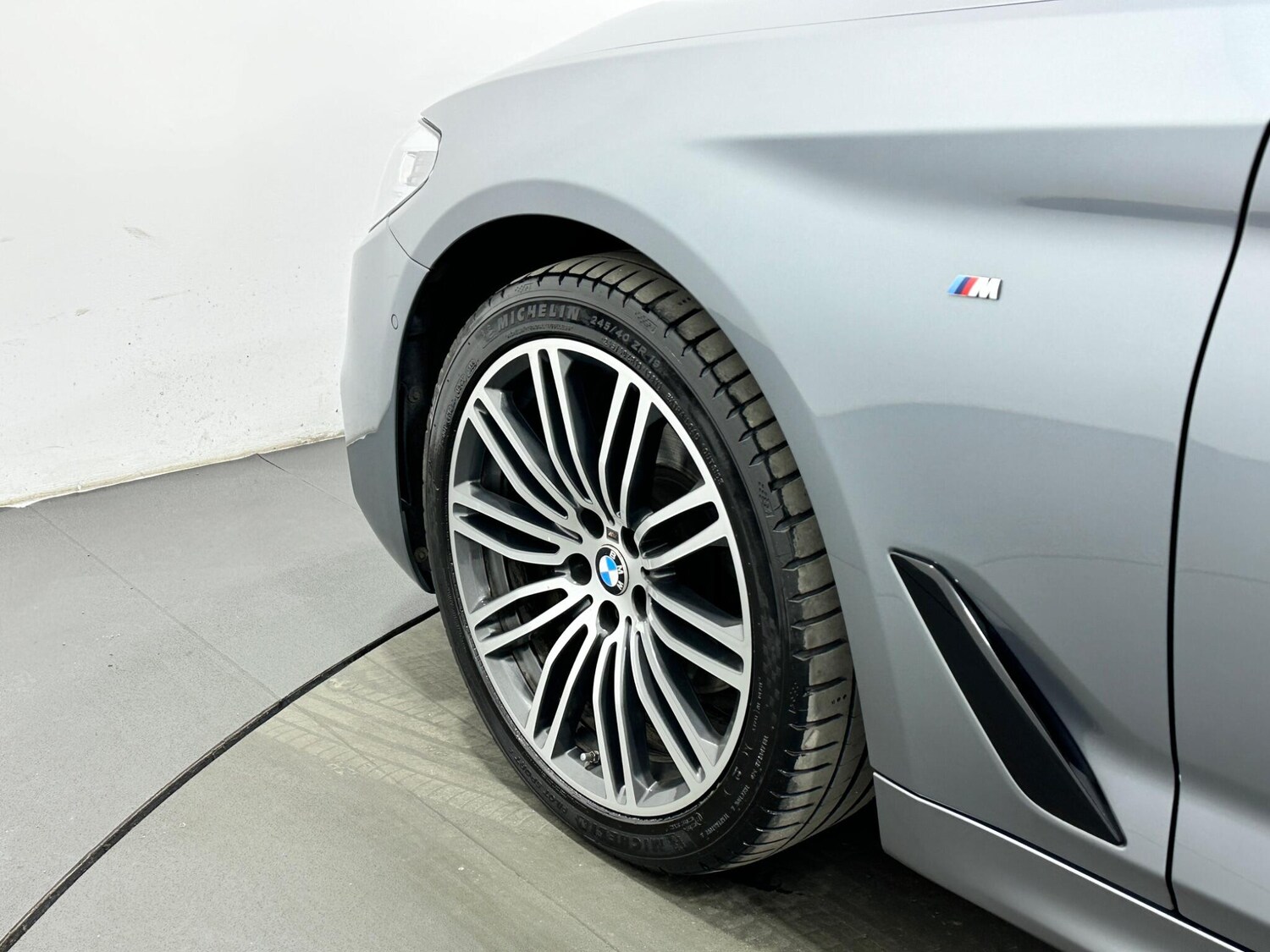 Used BMW 5 Series 2018 for sale - 77898294: Photo 51