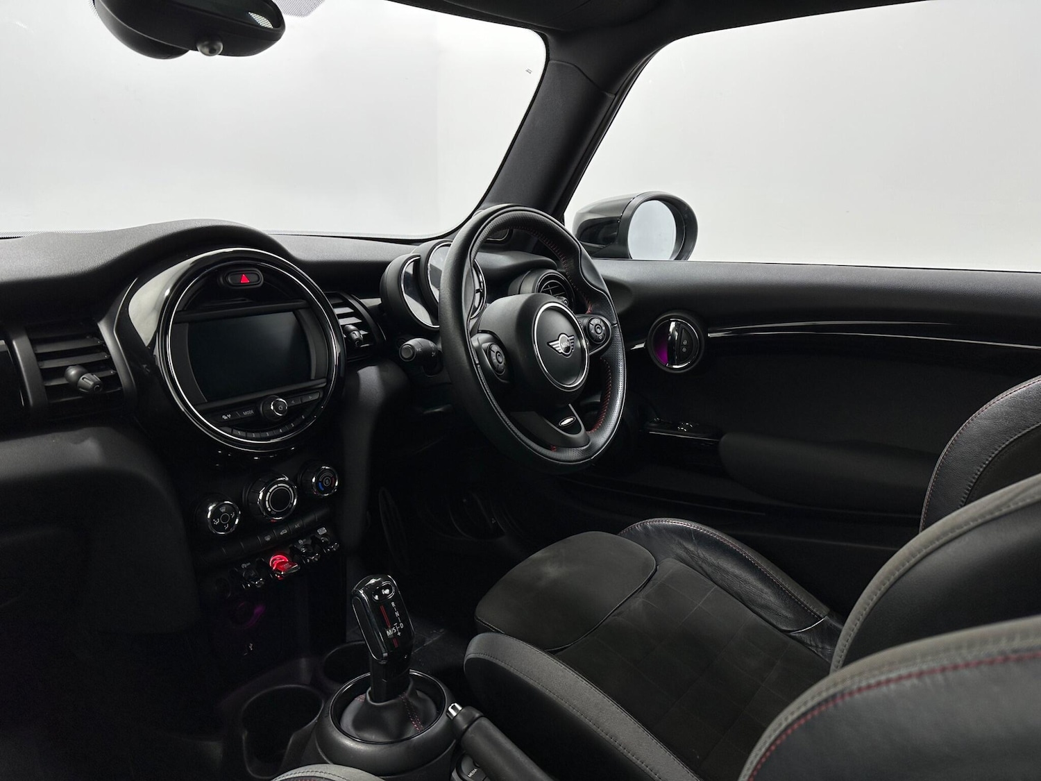 Used MINI Hatch 2020 for sale - 77439832: Photo 31