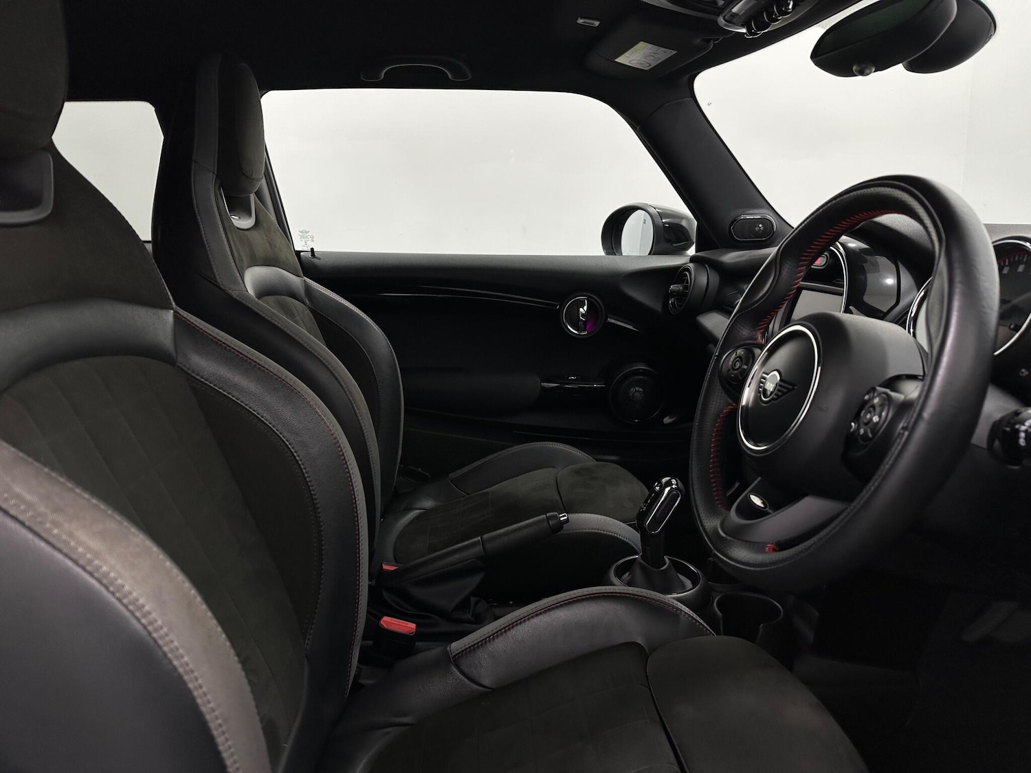 Used MINI Hatch 2020 for sale - 77439832: Photo 32