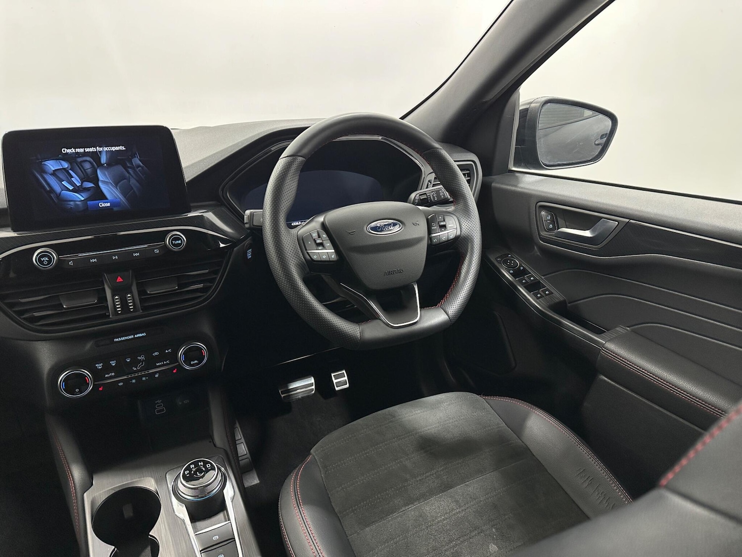 Used Ford Kuga 2022 for sale - 77039956: Photo 11