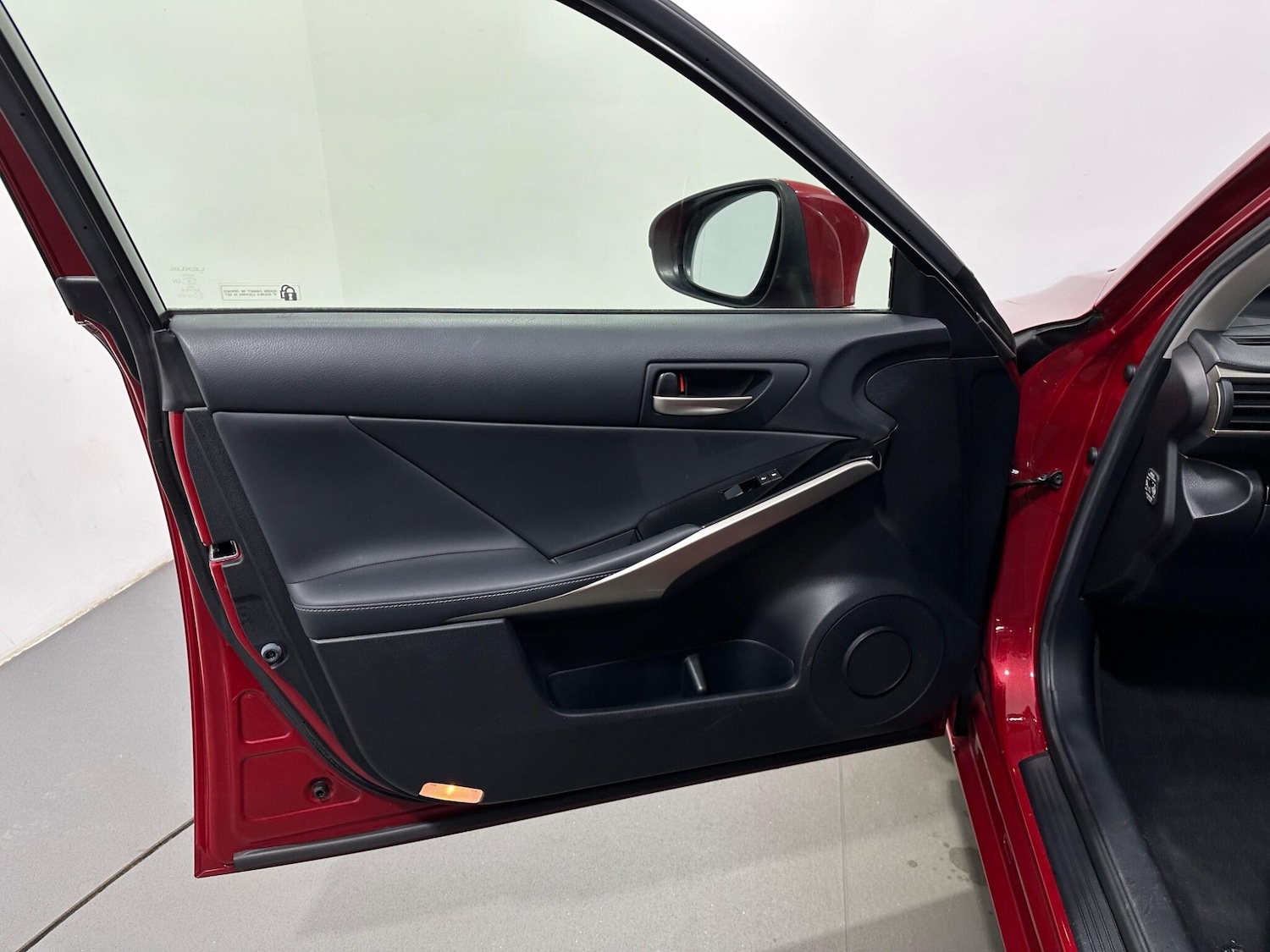 Used Lexus IS 2018 for sale - 77559057: Photo 38