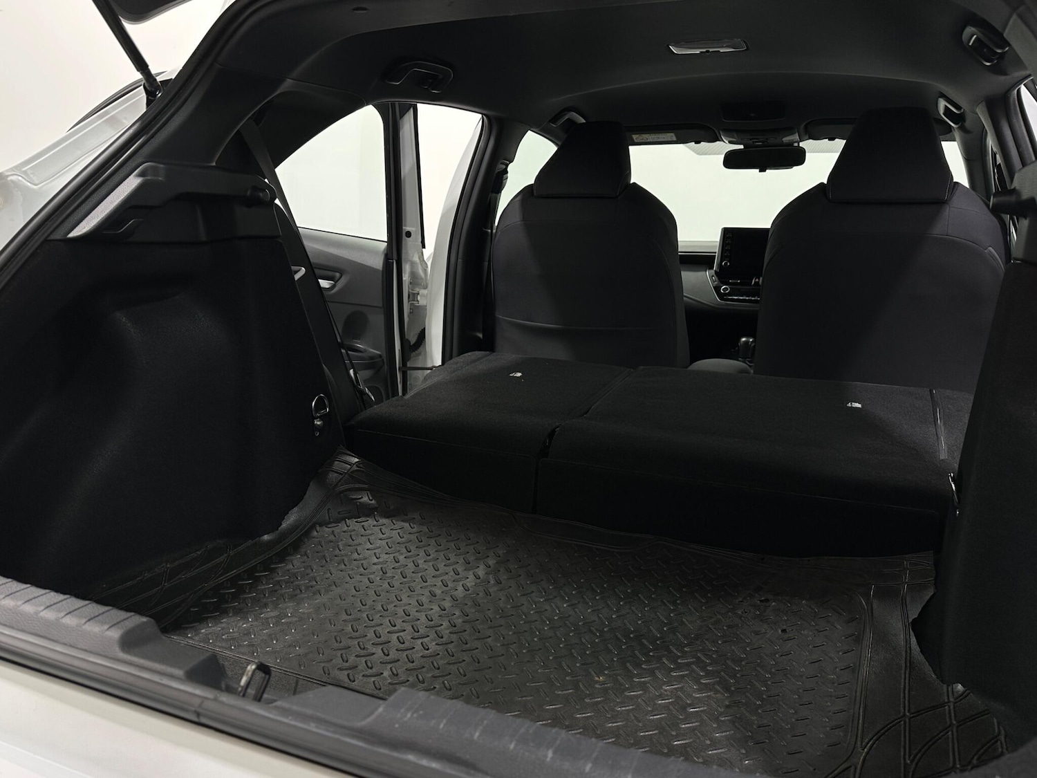 Used Toyota Corolla 2020 for sale - 76878686: Photo 40