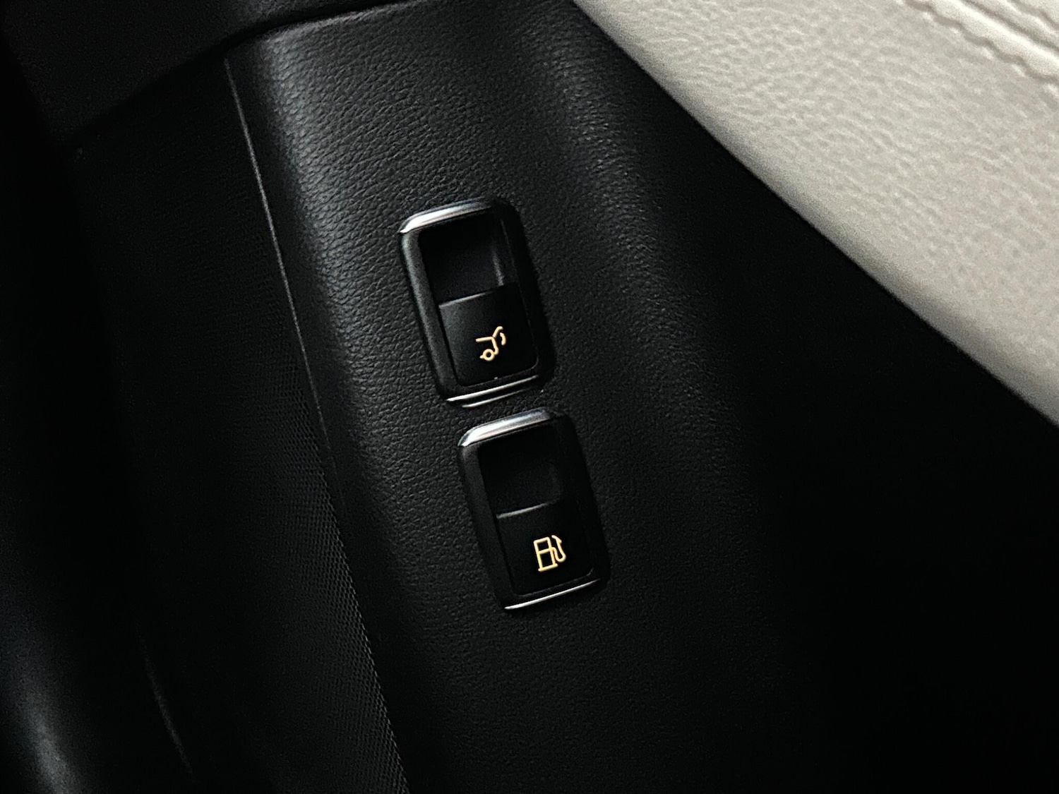 Used Mercedes-Benz GLE 2018 for sale - 77637391: Photo 21