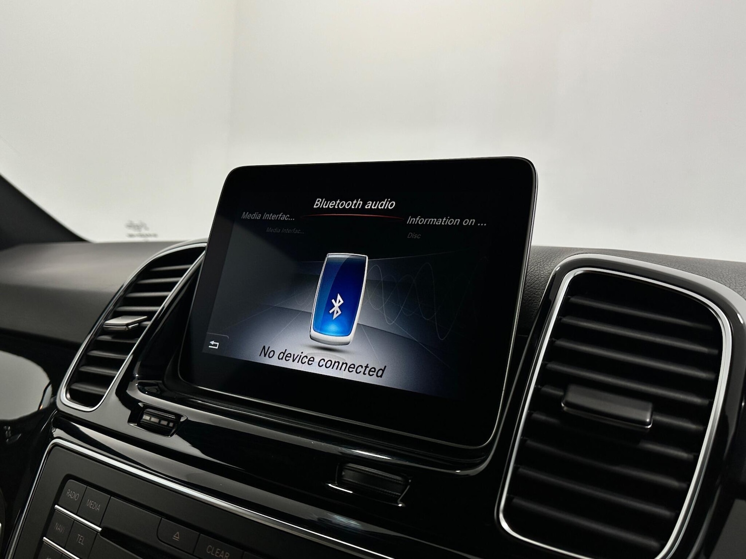 Used Mercedes-Benz GLE 2018 for sale - 77637391: Photo 30