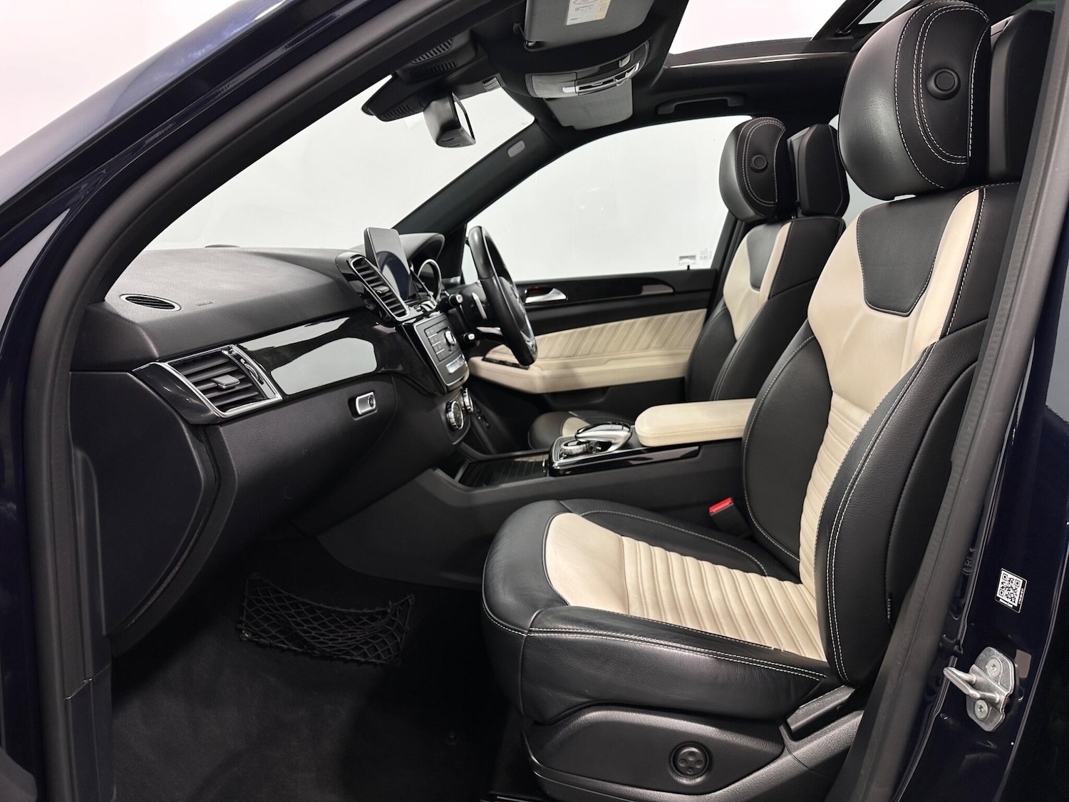 Used Mercedes-Benz GLE 2018 for sale - 77637391: Photo 41