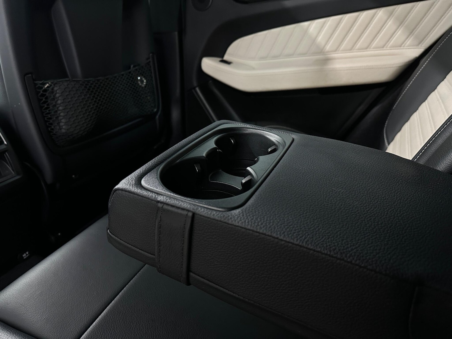 Used Mercedes-Benz GLE 2018 for sale - 77637391: Photo 47