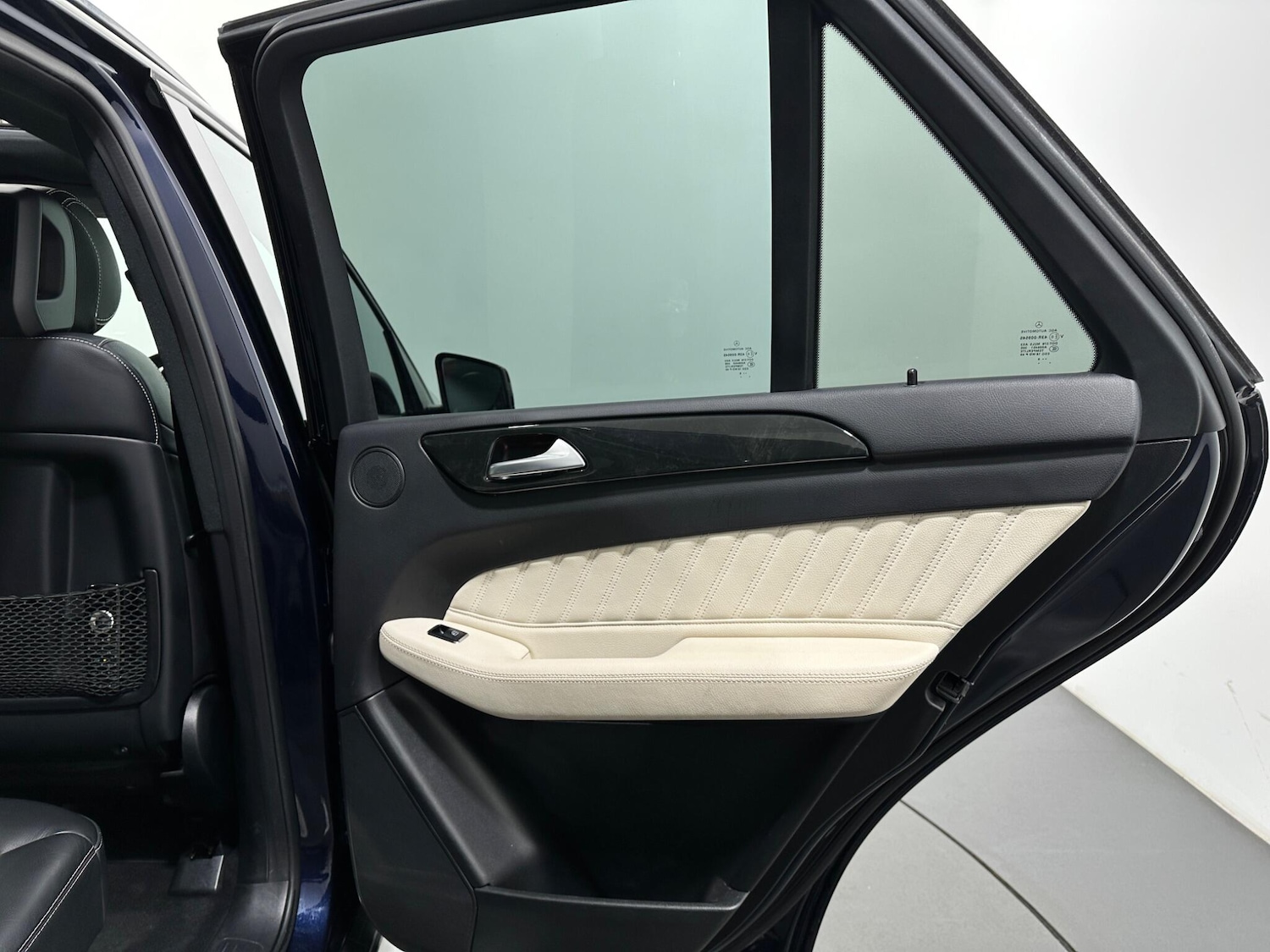 Used Mercedes-Benz GLE 2018 for sale - 77637391: Photo 55