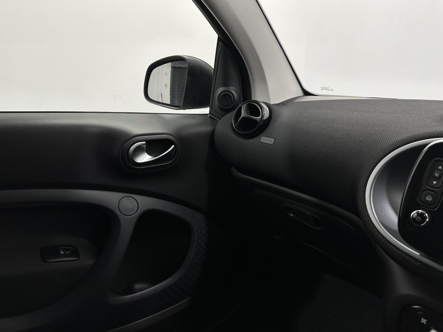 Used smart fortwo 2017 for sale - 77279946: Photo 22