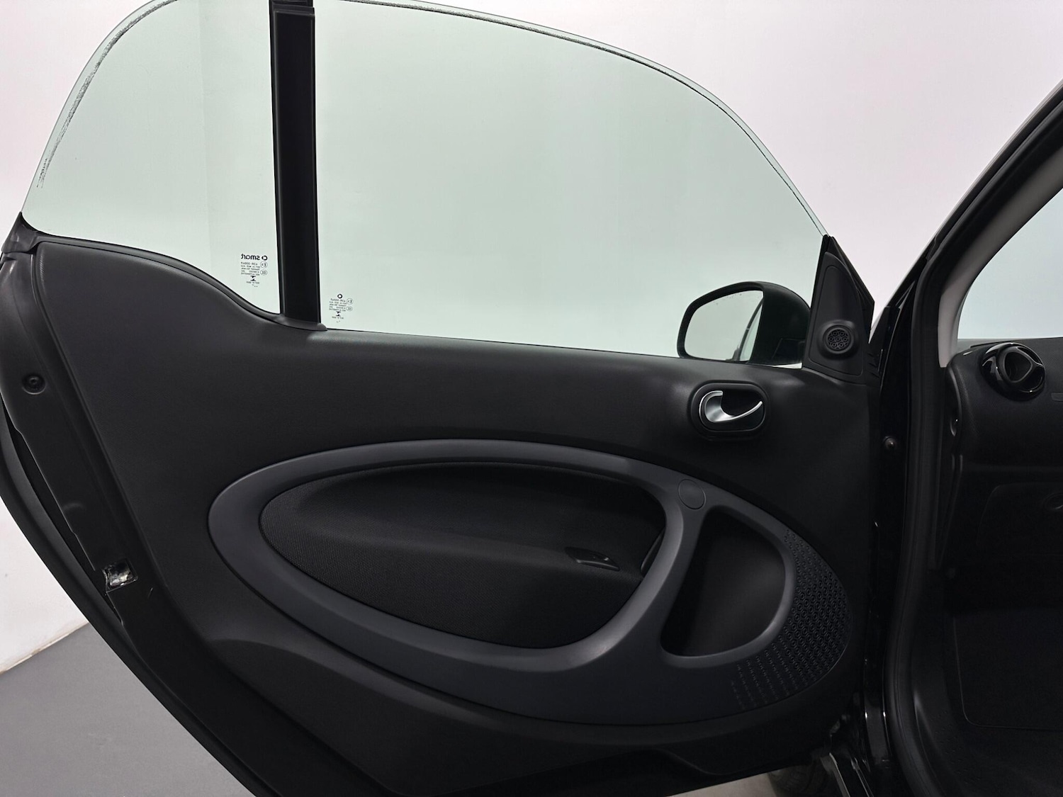 Used smart fortwo 2017 for sale - 77279946: Photo 33